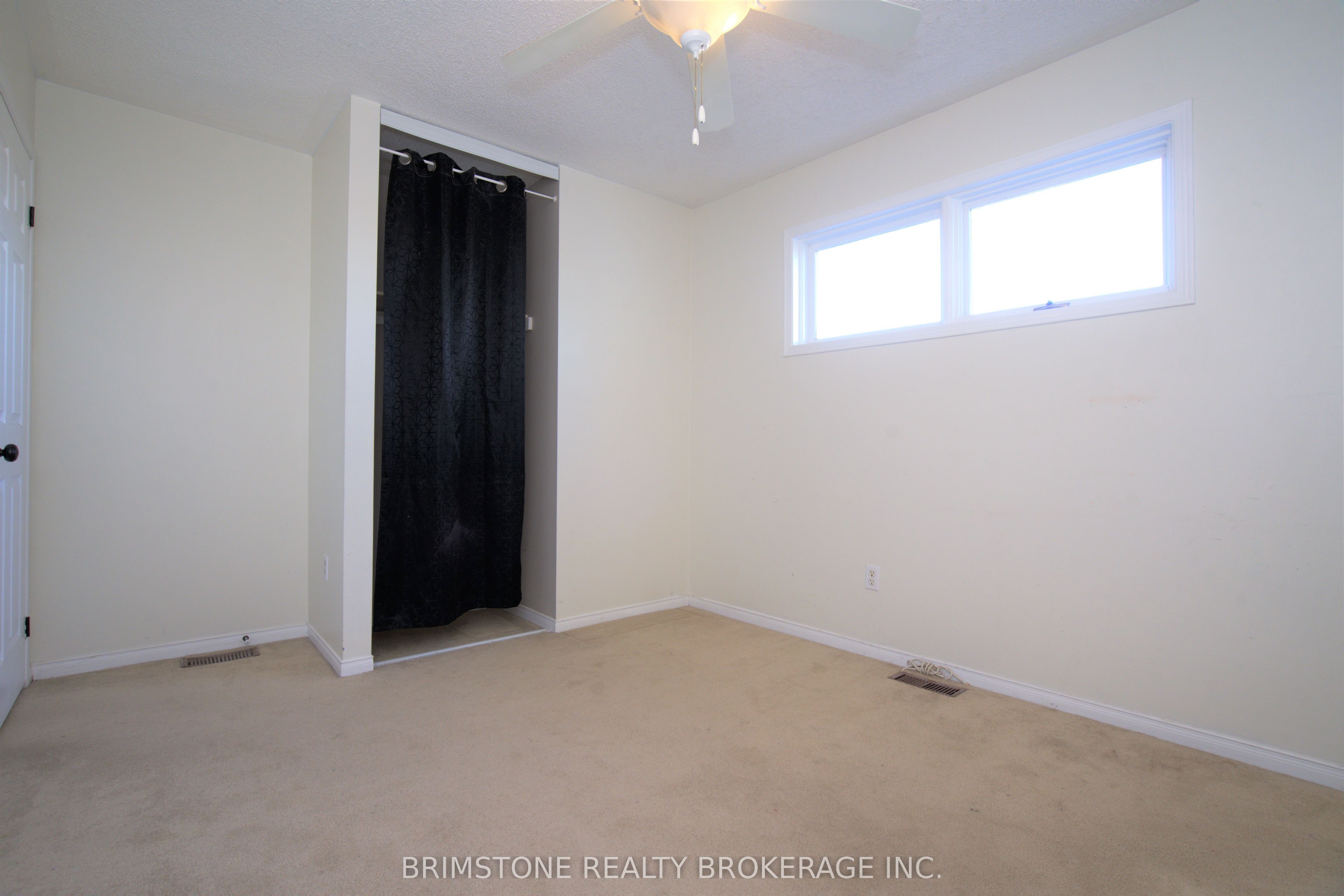 204 Pickett Crescent Property Photo 35
