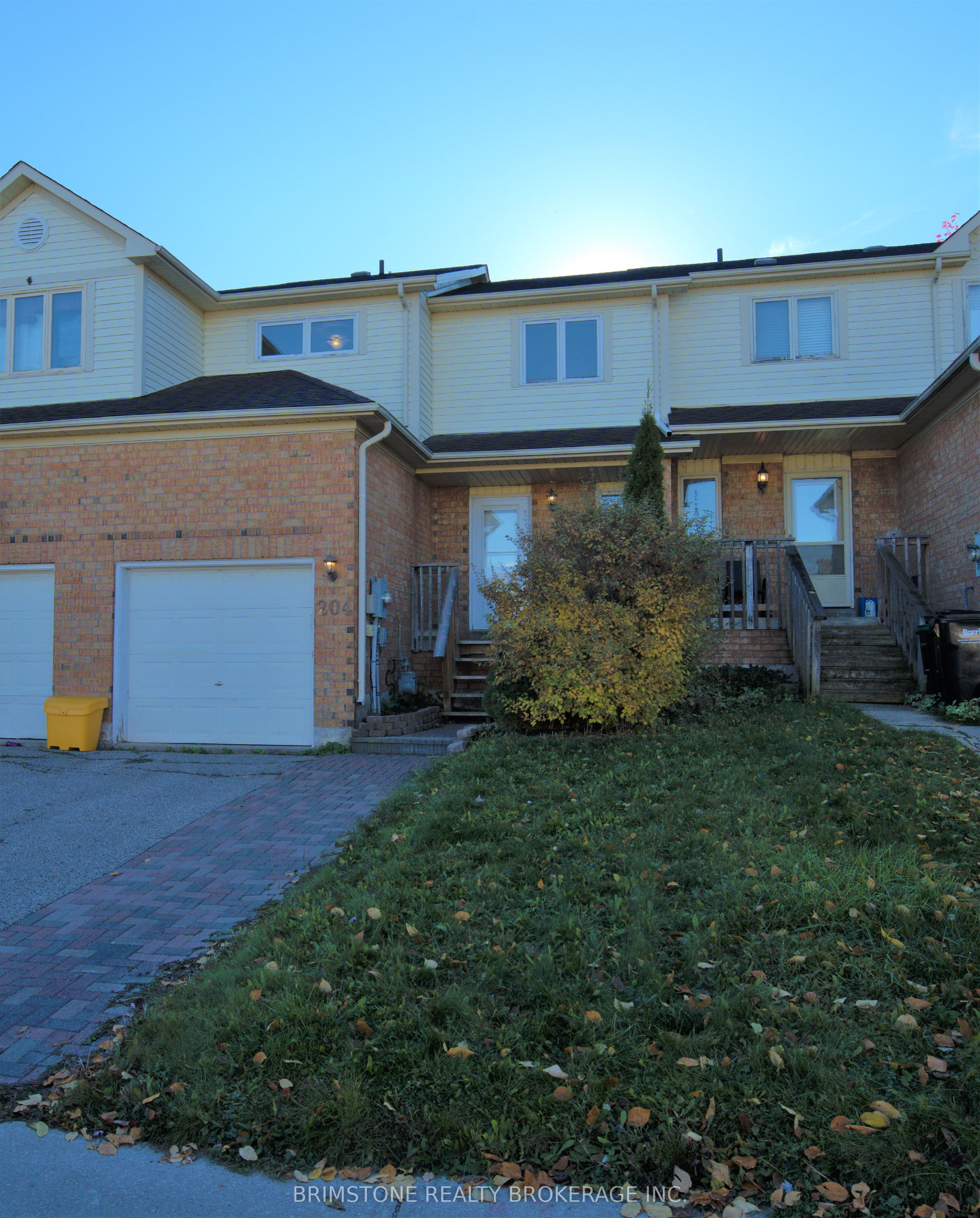 204 Pickett Crescent Property Photo 43