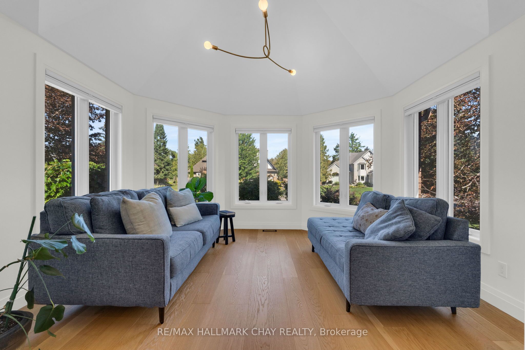 9 Howard Drive Property Photo 8
