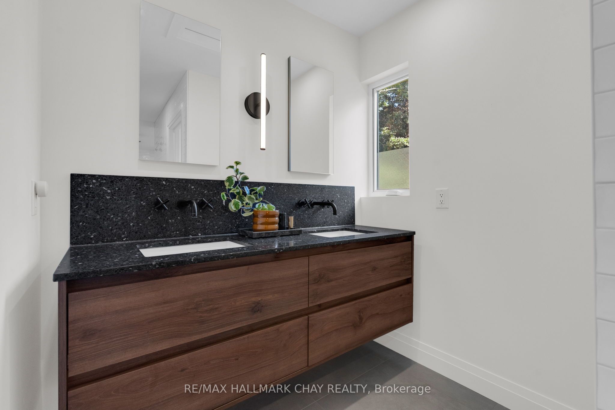 9 Howard Drive Property Photo 26