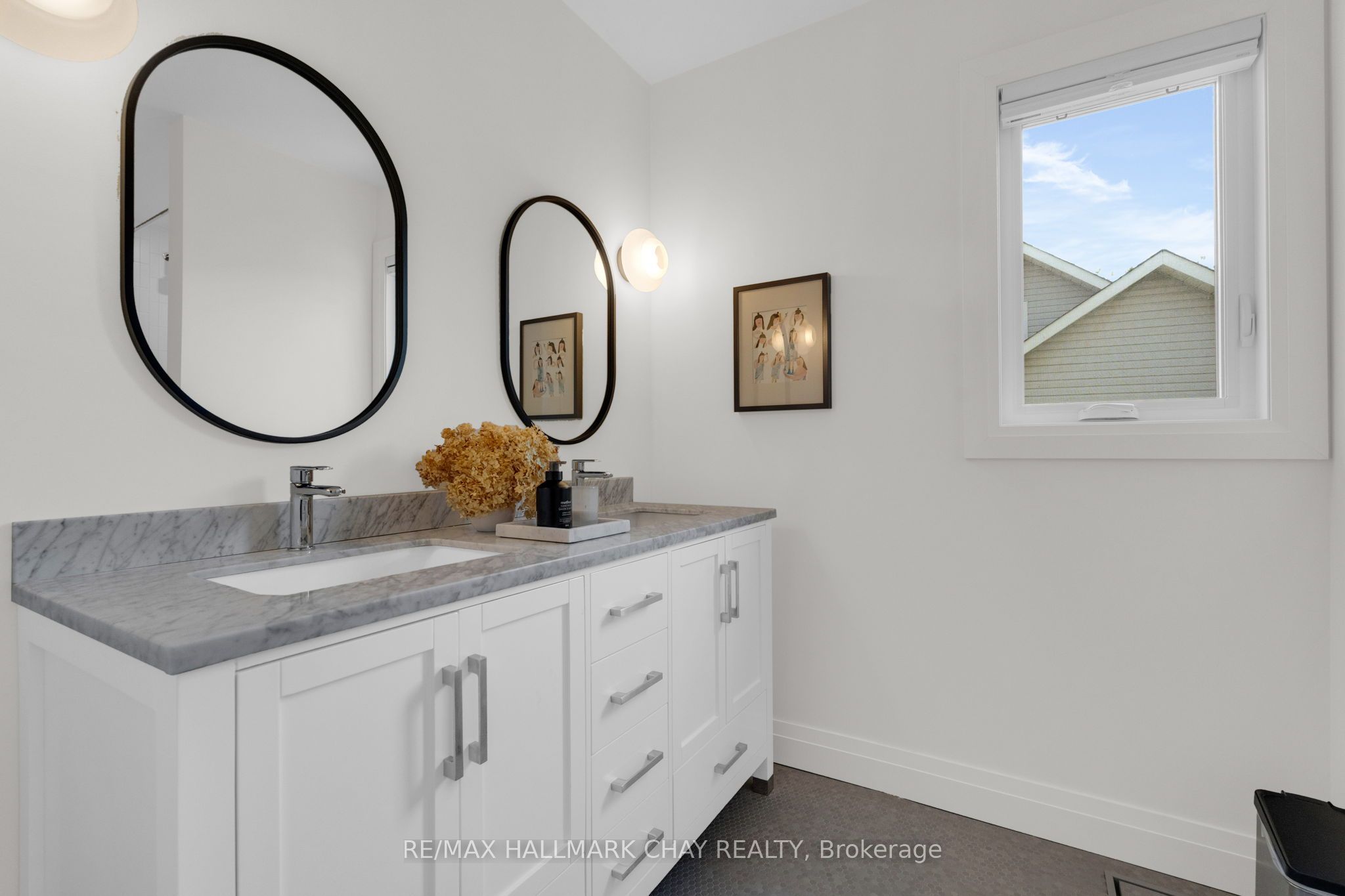 9 Howard Drive Property Photo 34