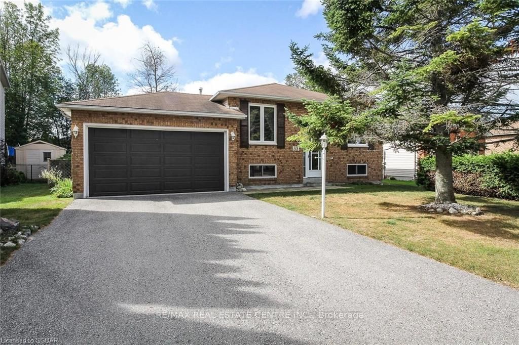33 Evergreen Crescent Property Photo 1
