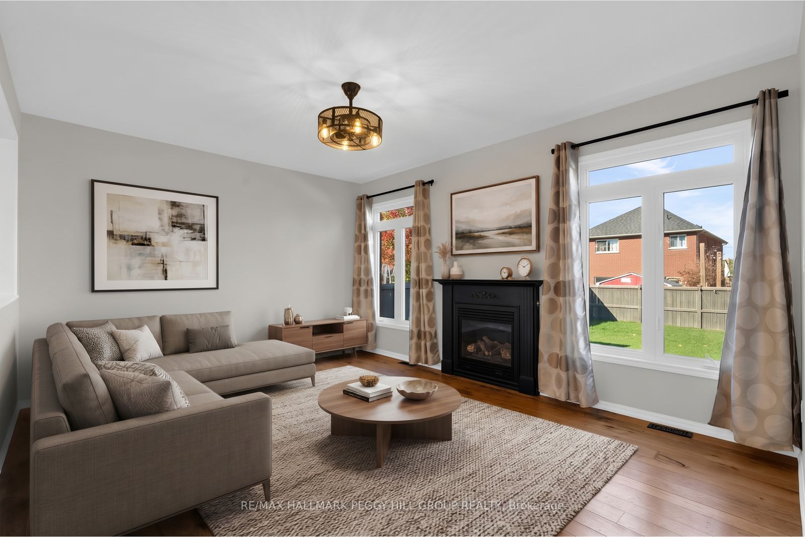 80 Monarchy Street Property Photo 9