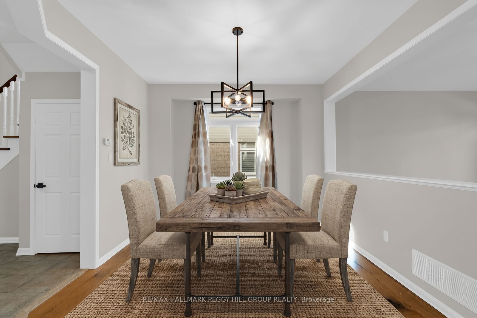 80 Monarchy Street Property Photo 10