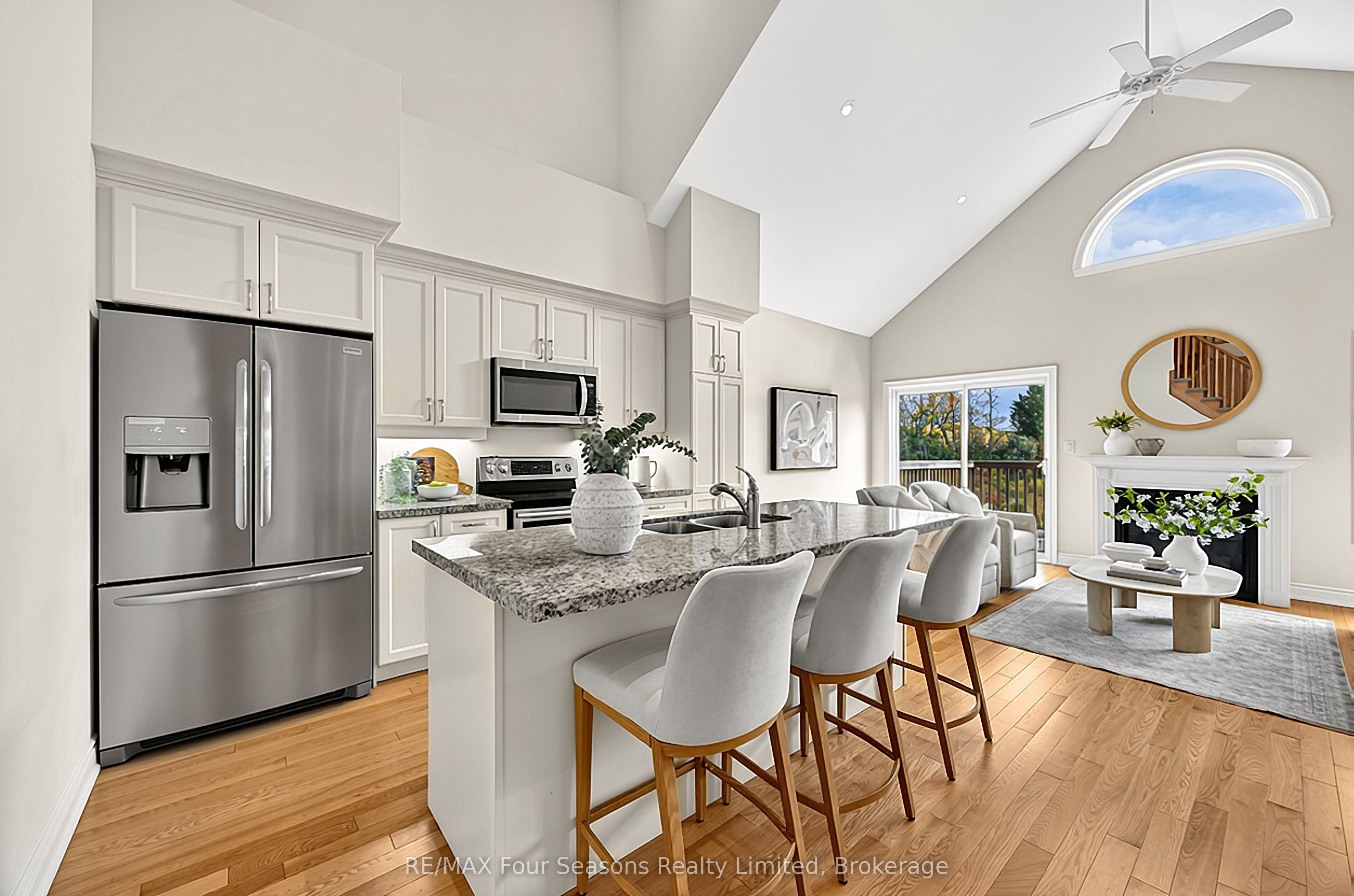 100 Kari Crescent Property Photo 13
