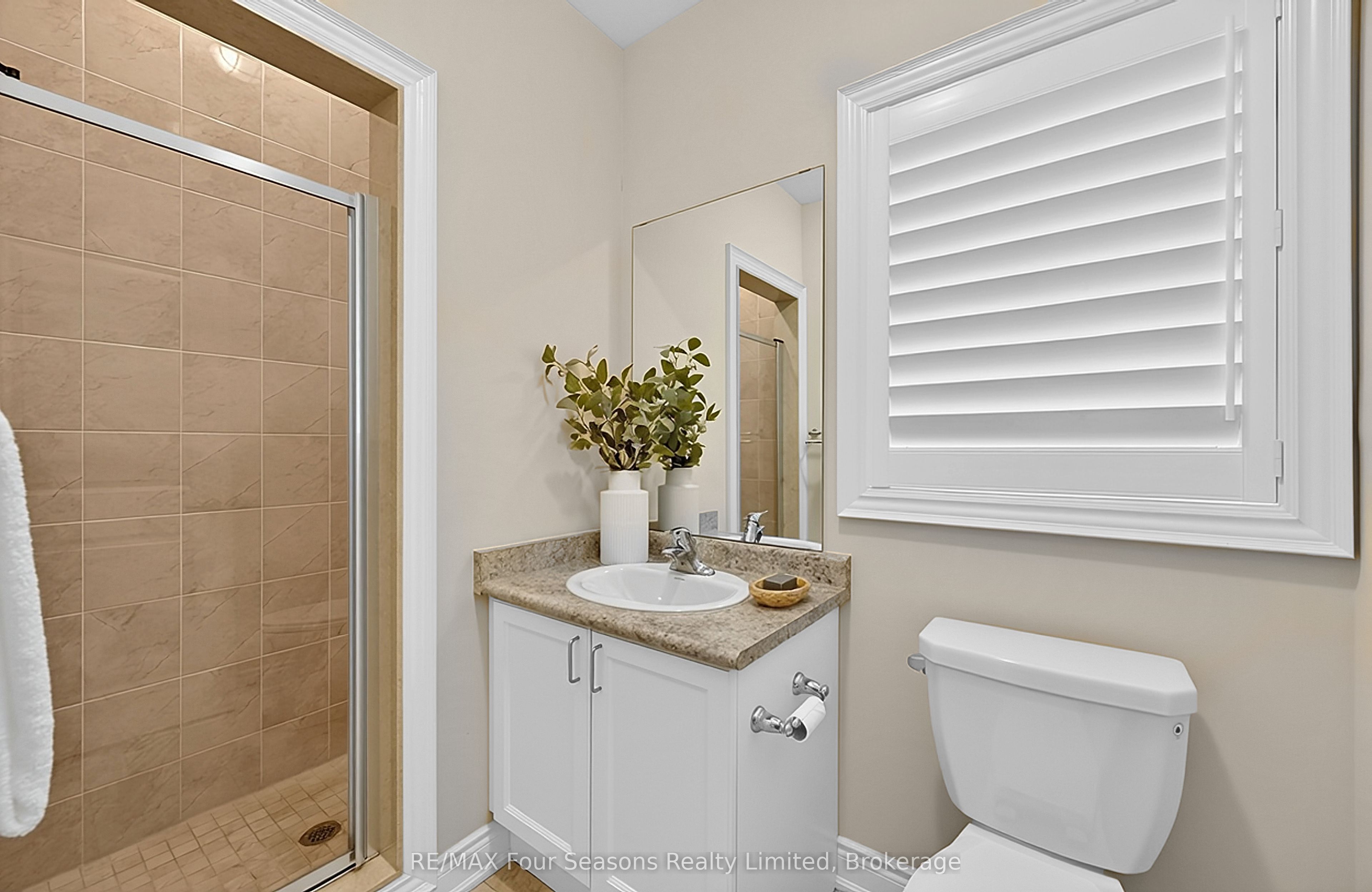 100 Kari Crescent Property Photo 21