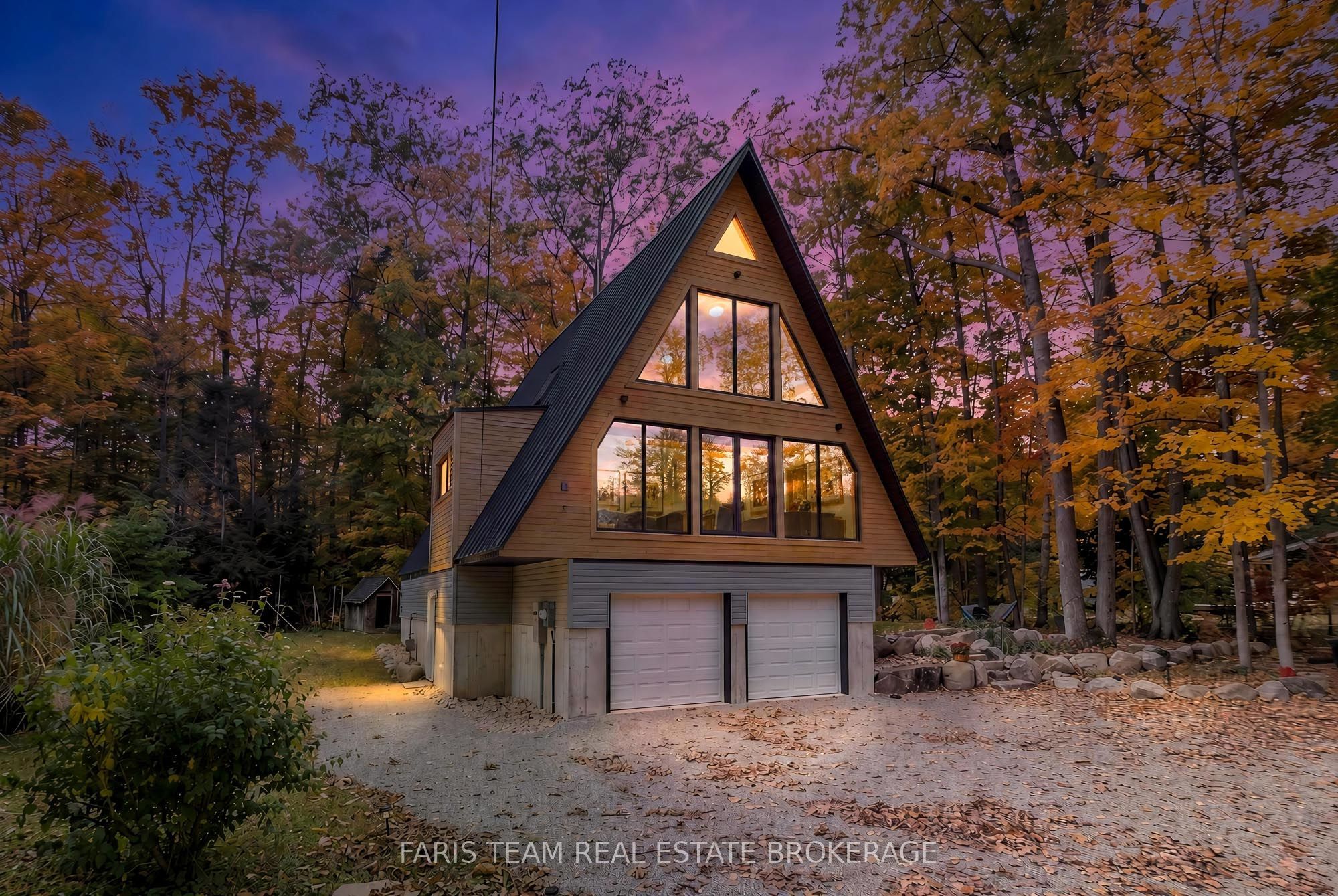 1490 Champlain Road Property Photo 1