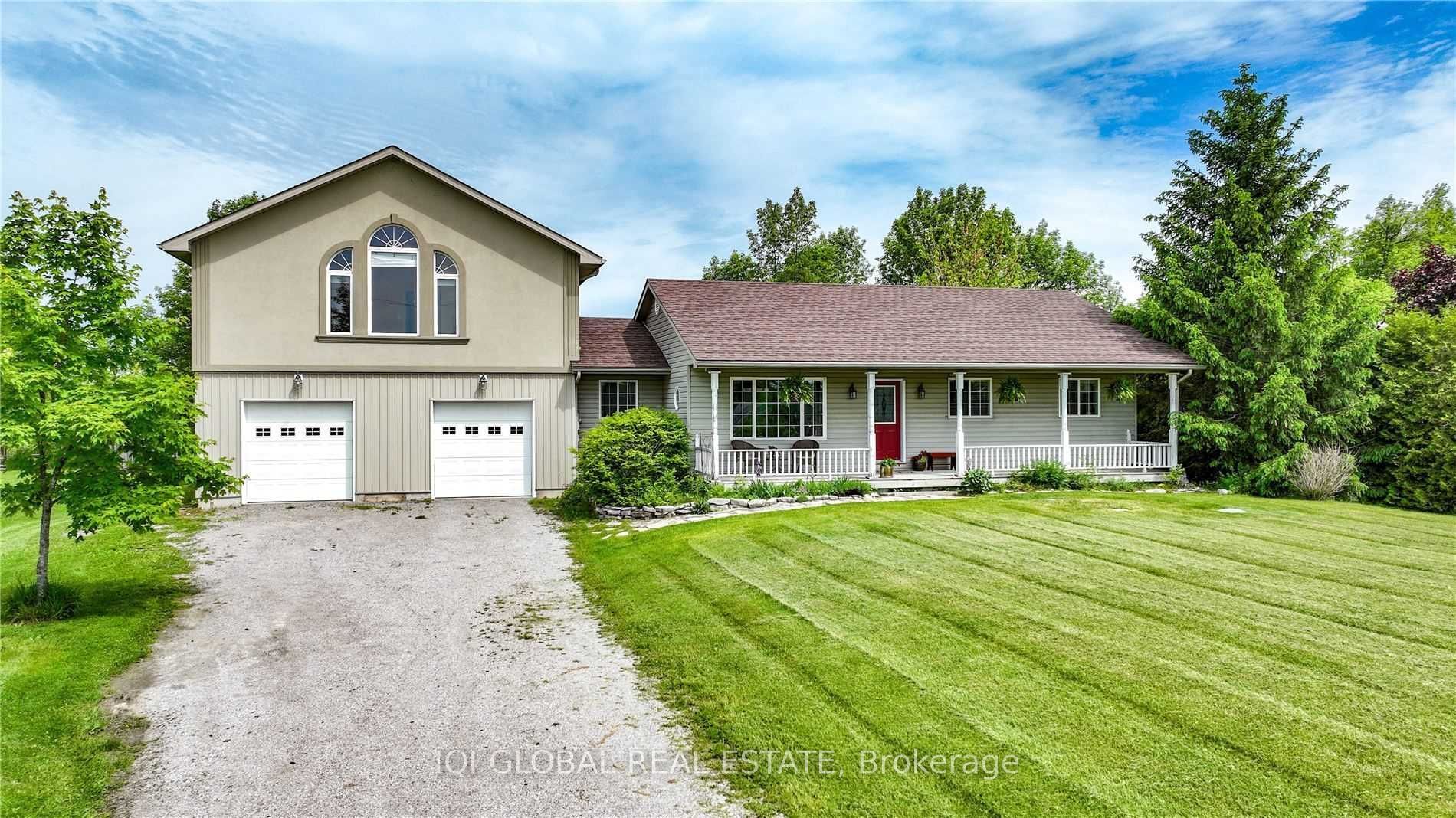 3872 EDGEHILL Road Property Photo 1
