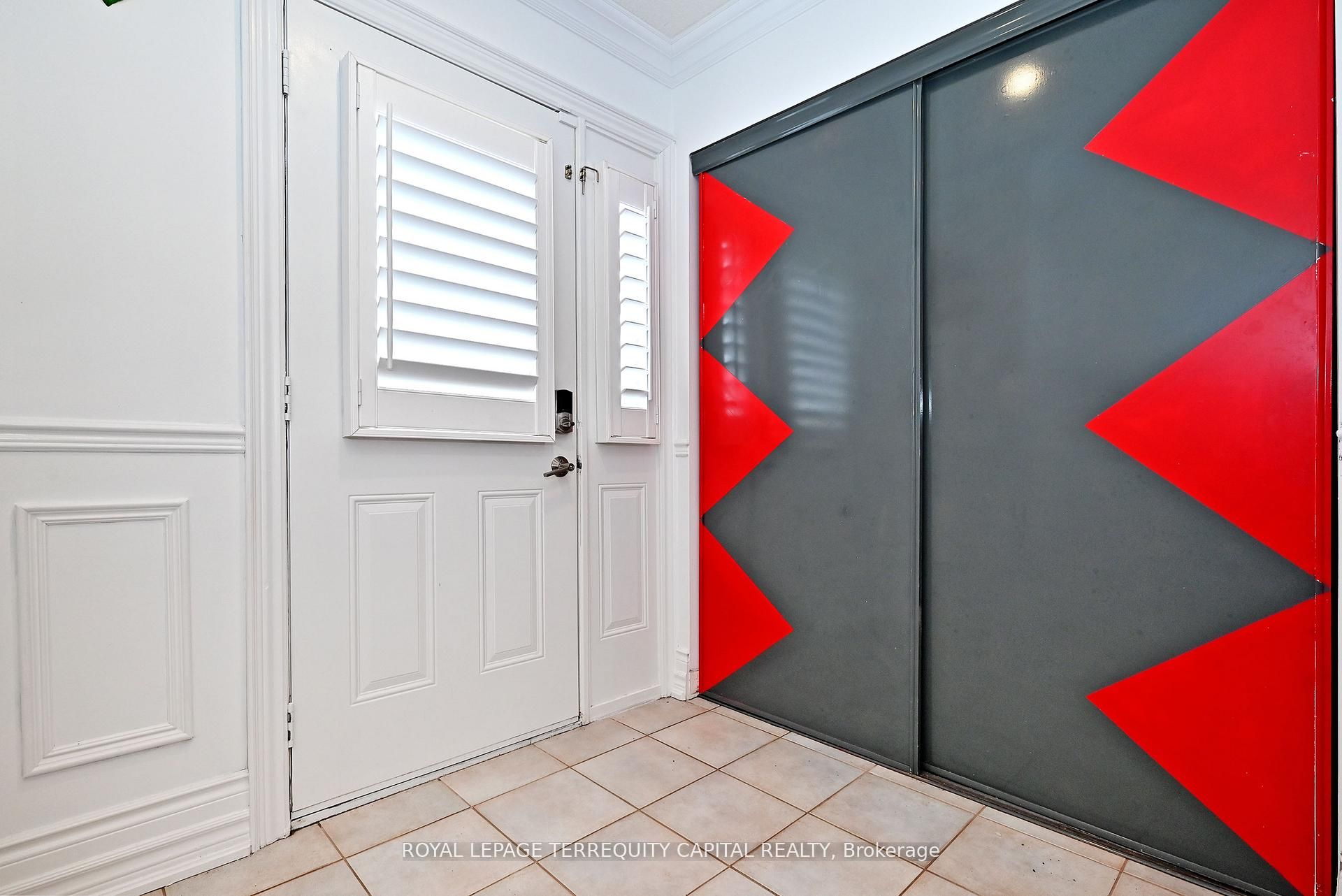 29 Madelaine Drive 6 Property Photo 2
