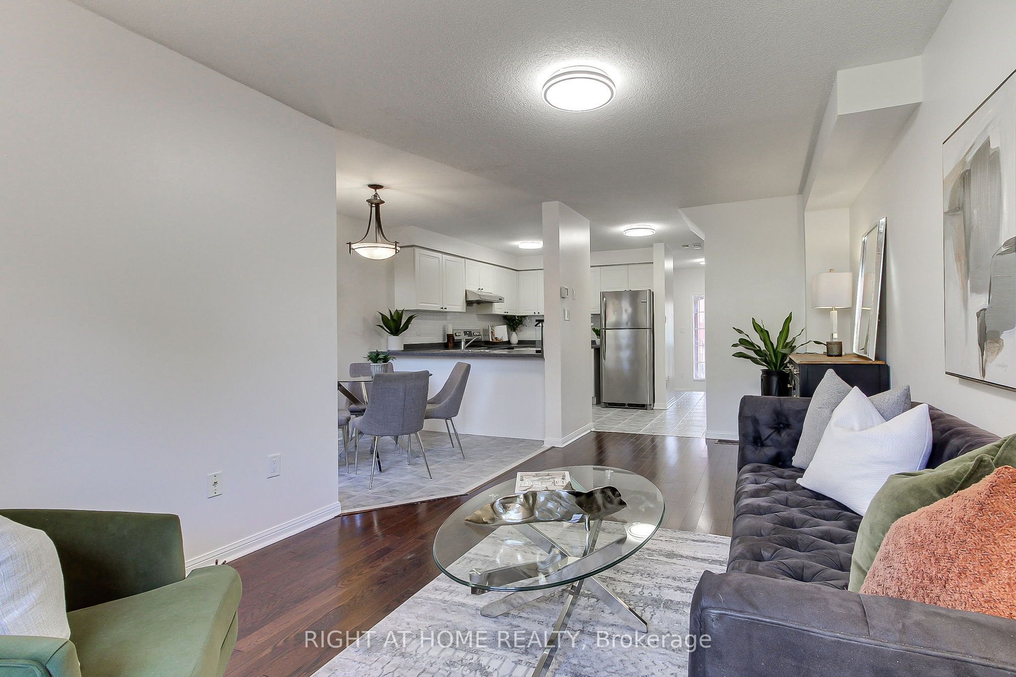 371 Ferndale Drive Property Photo 6
