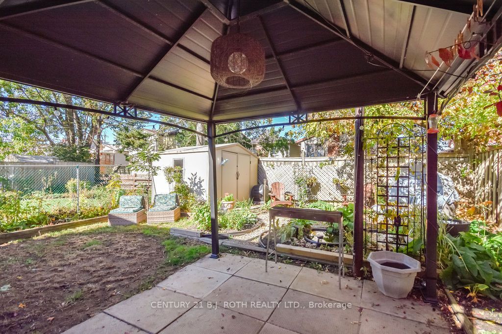 38 Charlbrook Avenue Property Photo 33