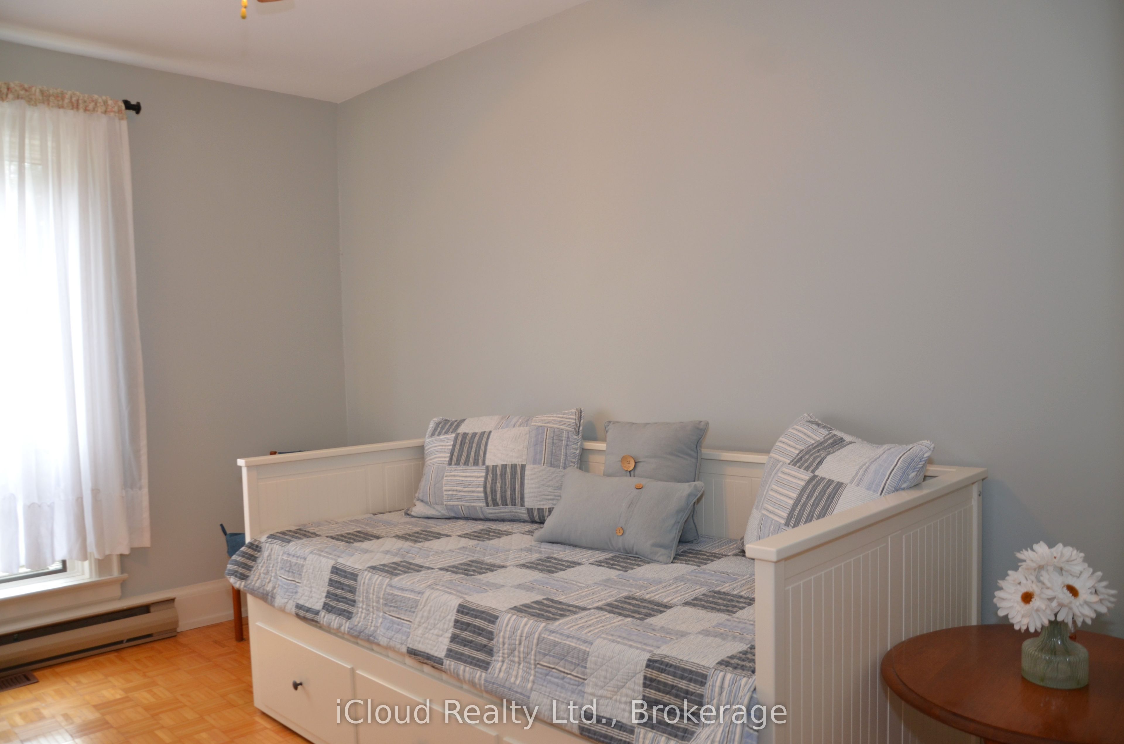 24 Montcalm Crescent Property Photo 28