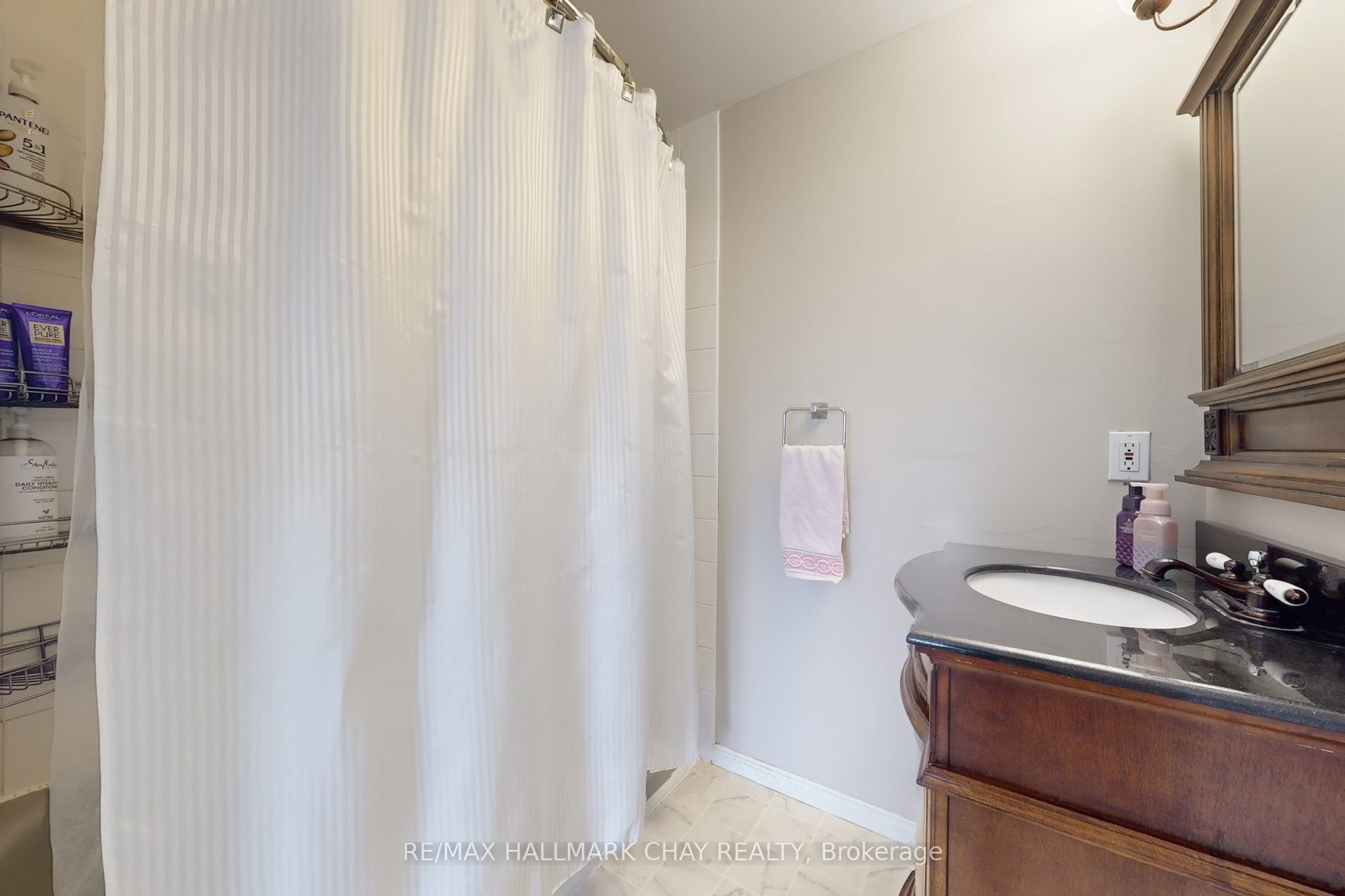 87 Wessenger Drive Property Photo 20
