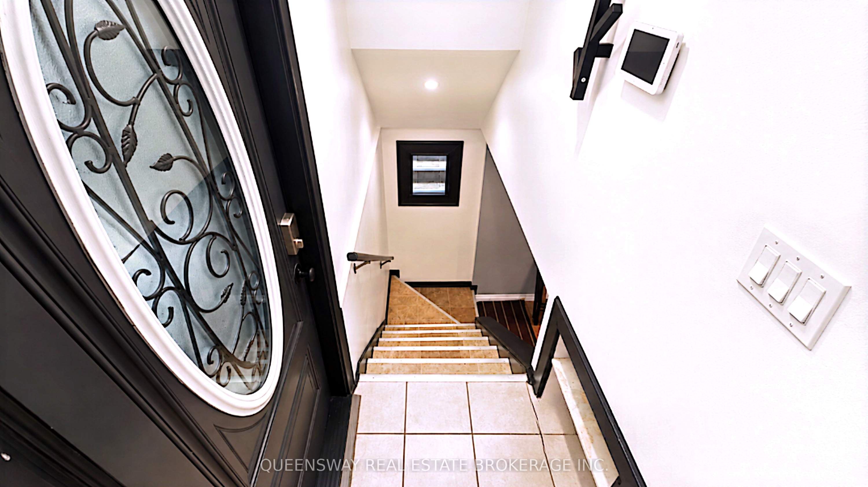 34 Tower Crescent Basement Property Photo 3