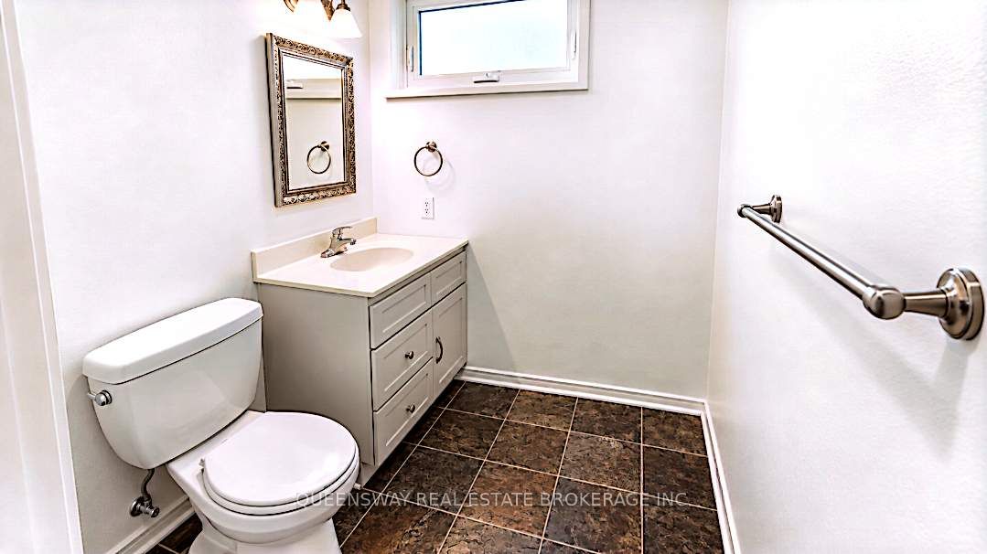 34 Tower Crescent Basement Property Photo 14