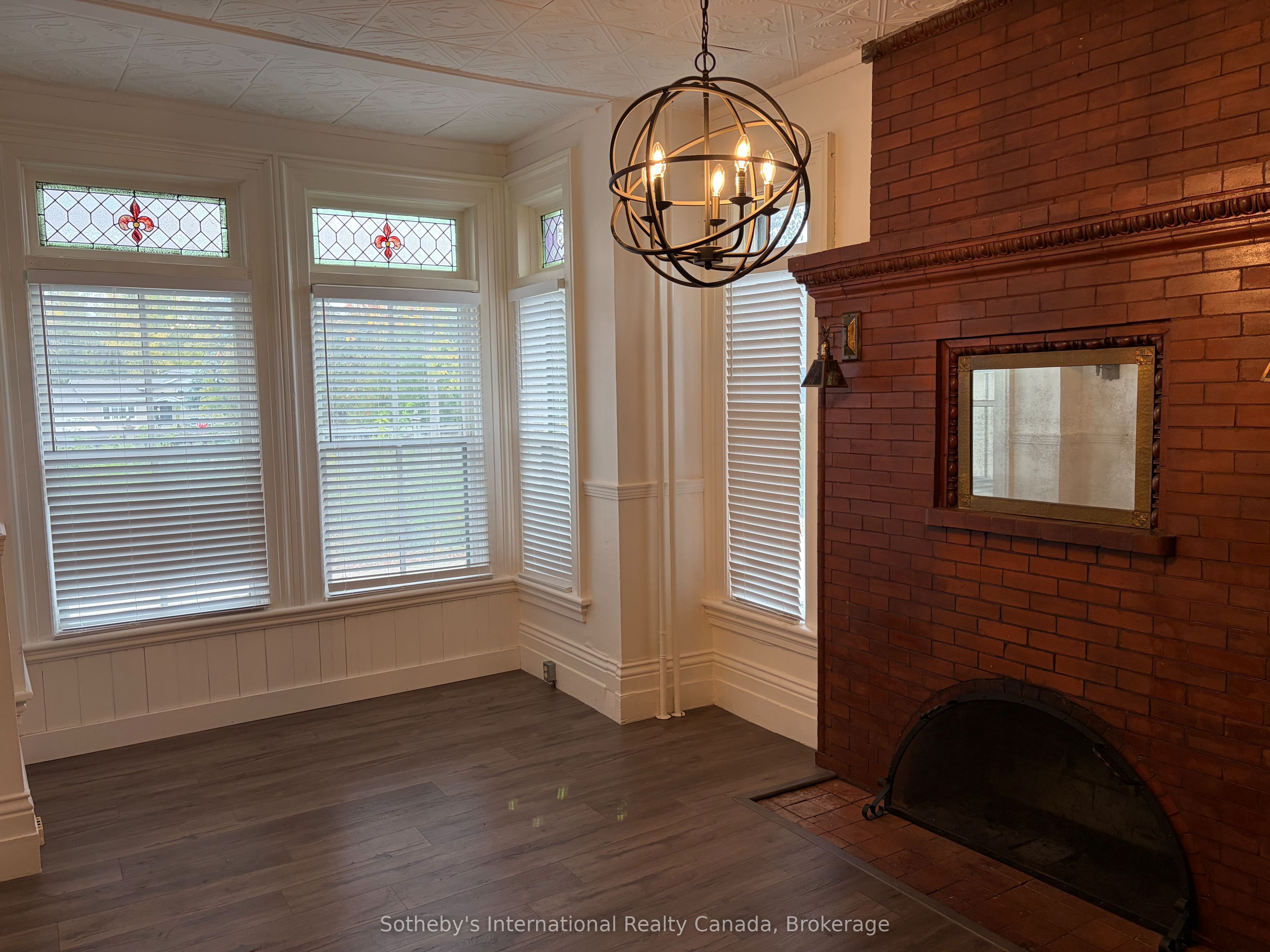 637 Hurontario Street 104 Property Photo 5