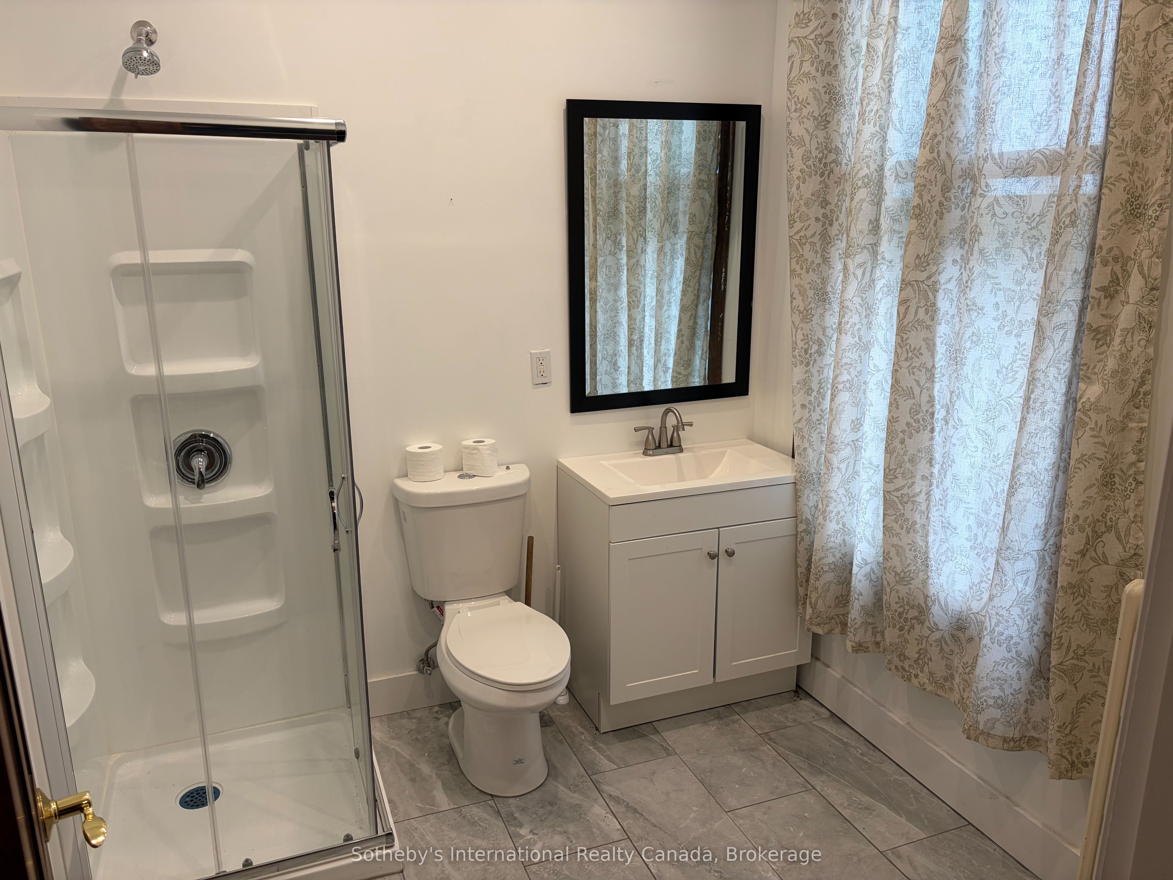 637 Hurontario Street 104 Property Photo 7