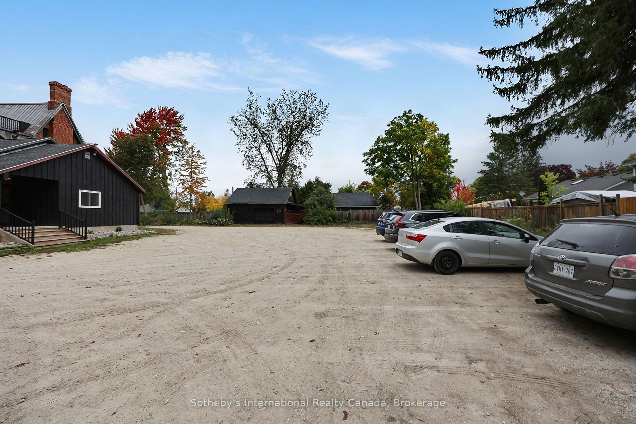 637 Hurontario Street 104 Property Photo 9