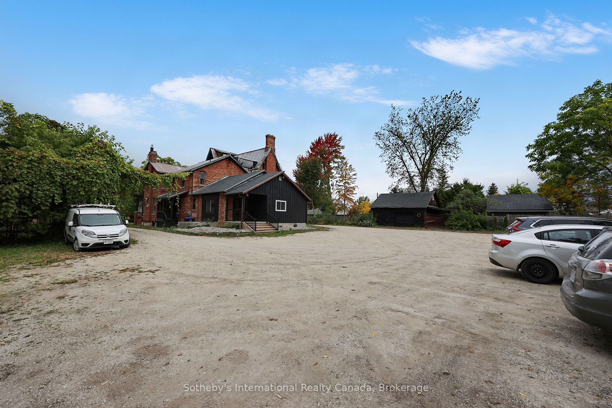 637 Hurontario Street 102 Property Photo 10
