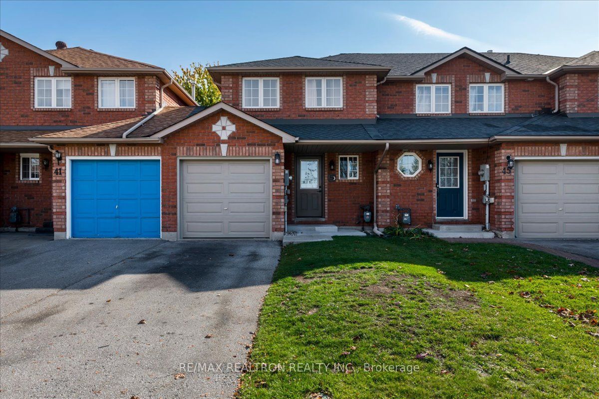 43 Srigley Street Property Photo 1