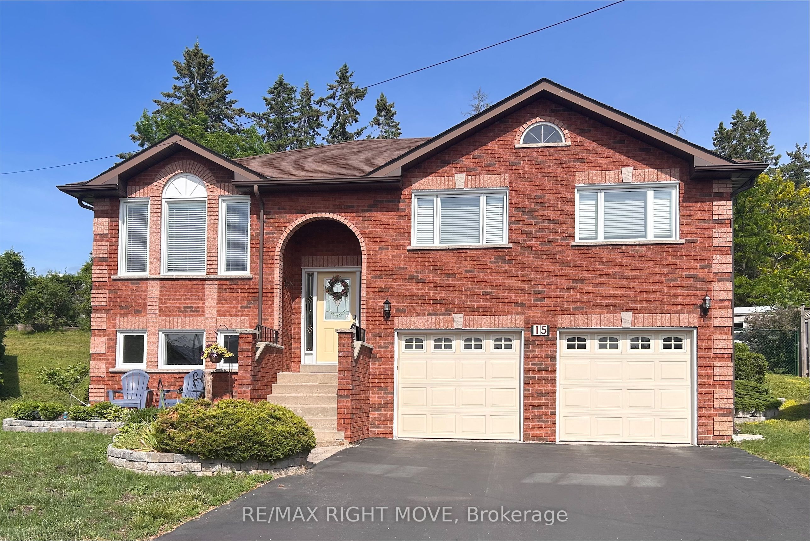 15 Watson Court Property Photo 1