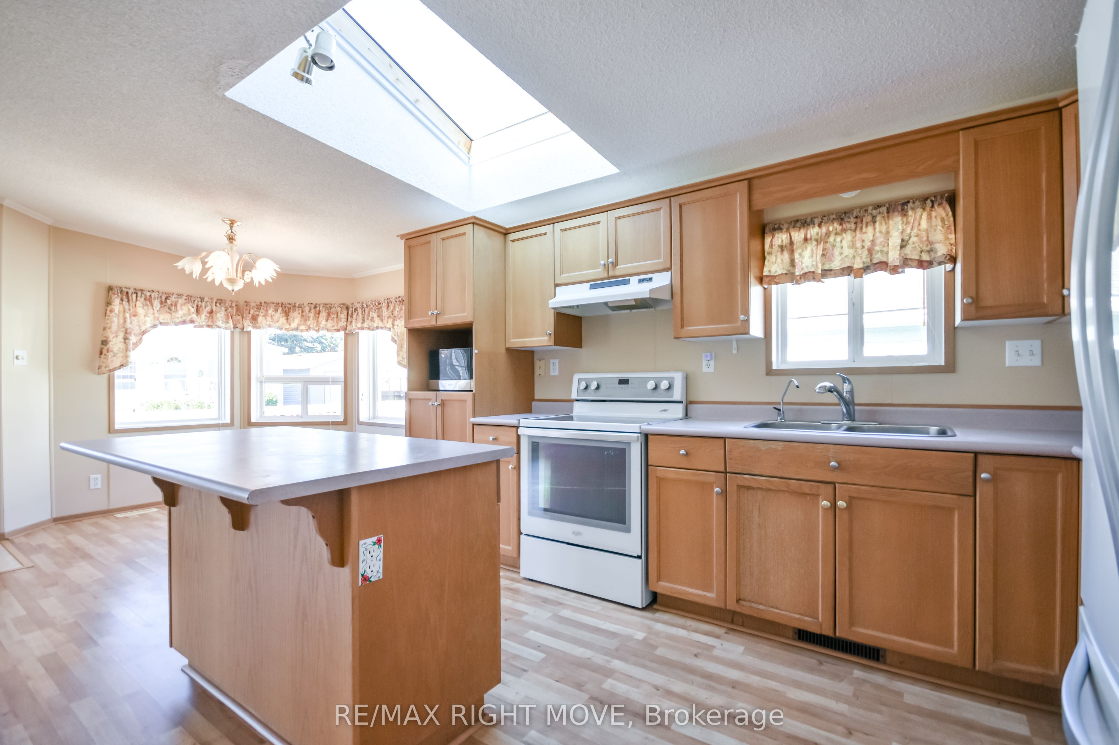 4105 Wesley Street Property Photo 13