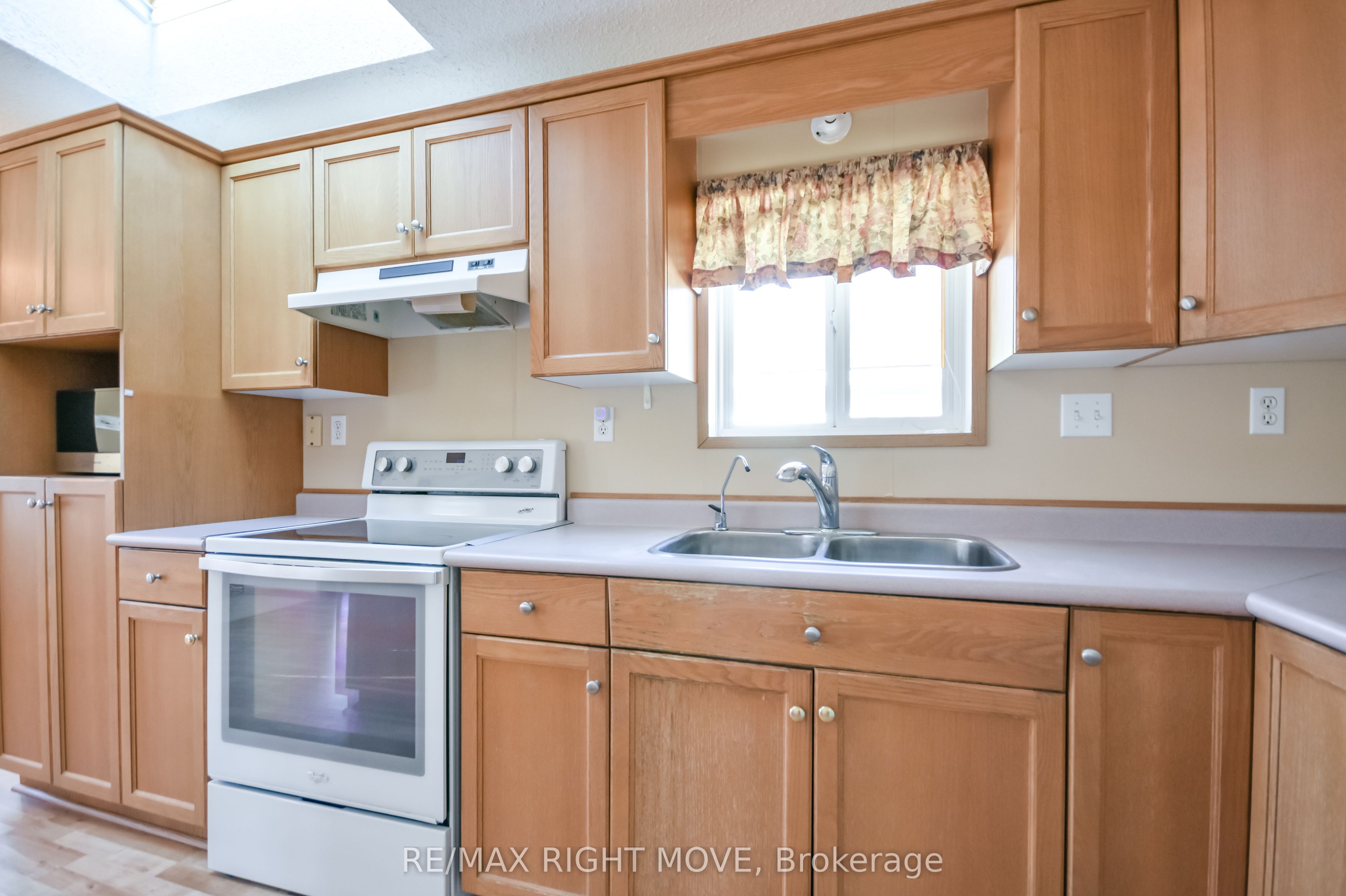 4105 Wesley Street Property Photo 14