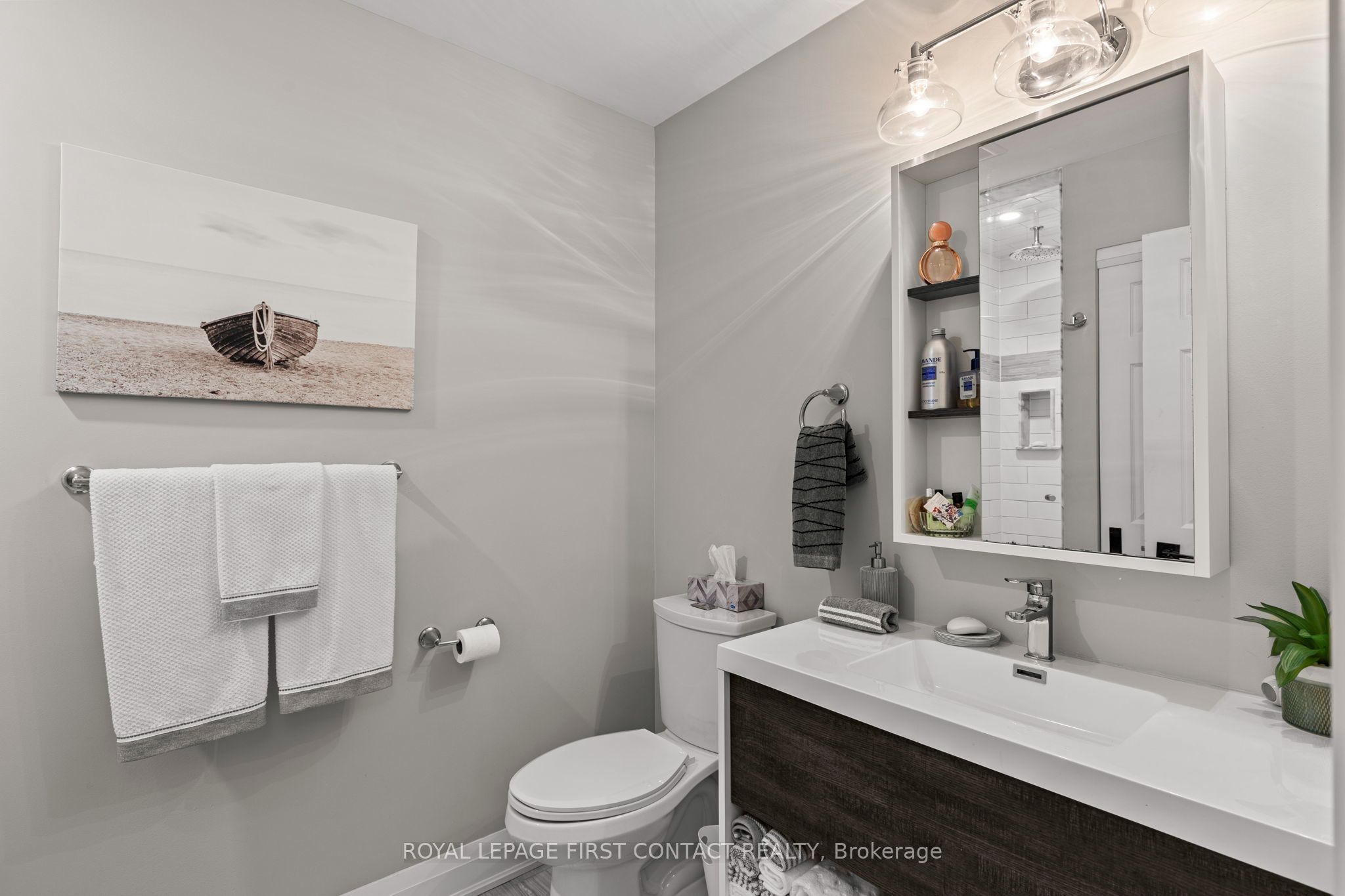 21 Kempenfelt Drive 308 Property Photo 29