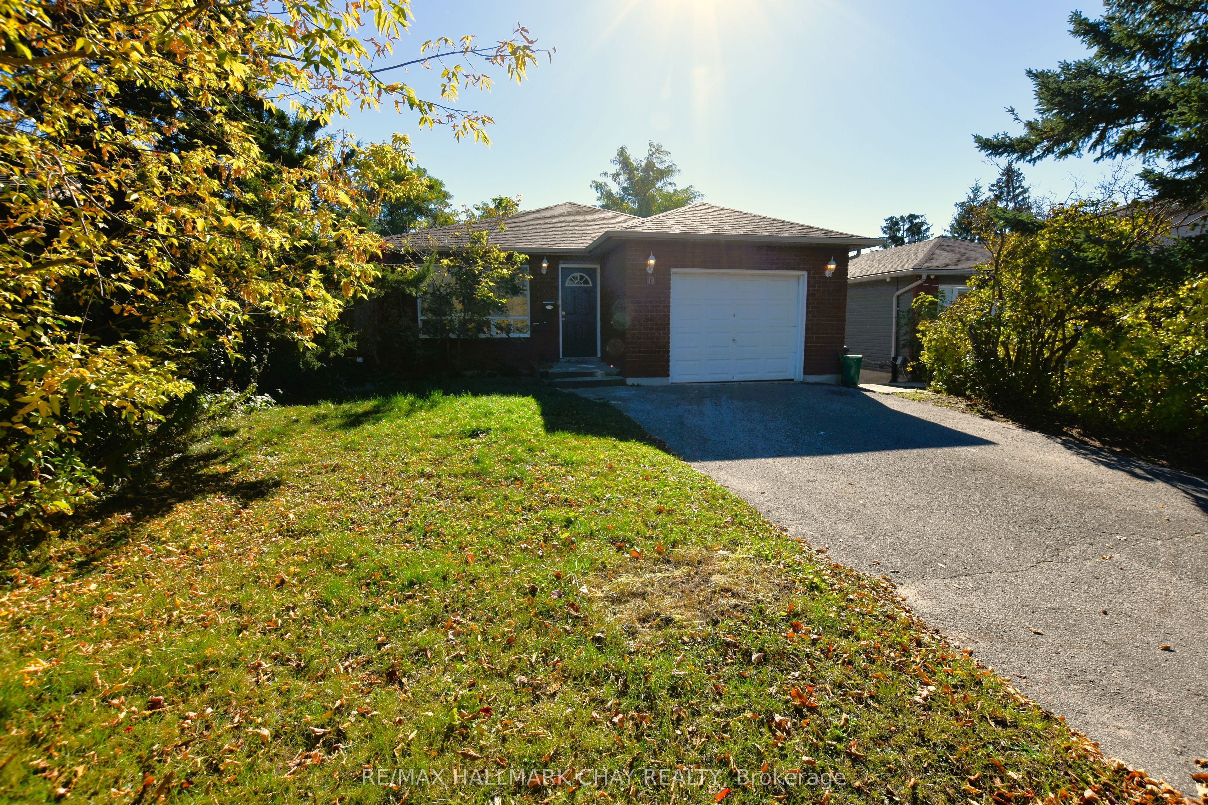 19 Broadfoot Road Upper Property Photo 1