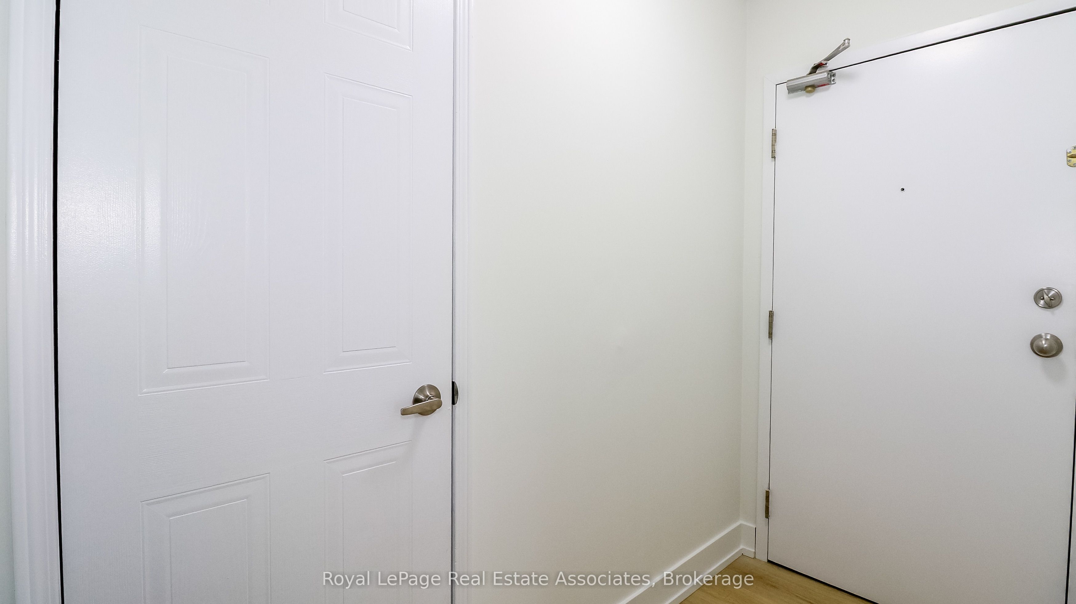 94 Sanford Street 11 Property Photo 3