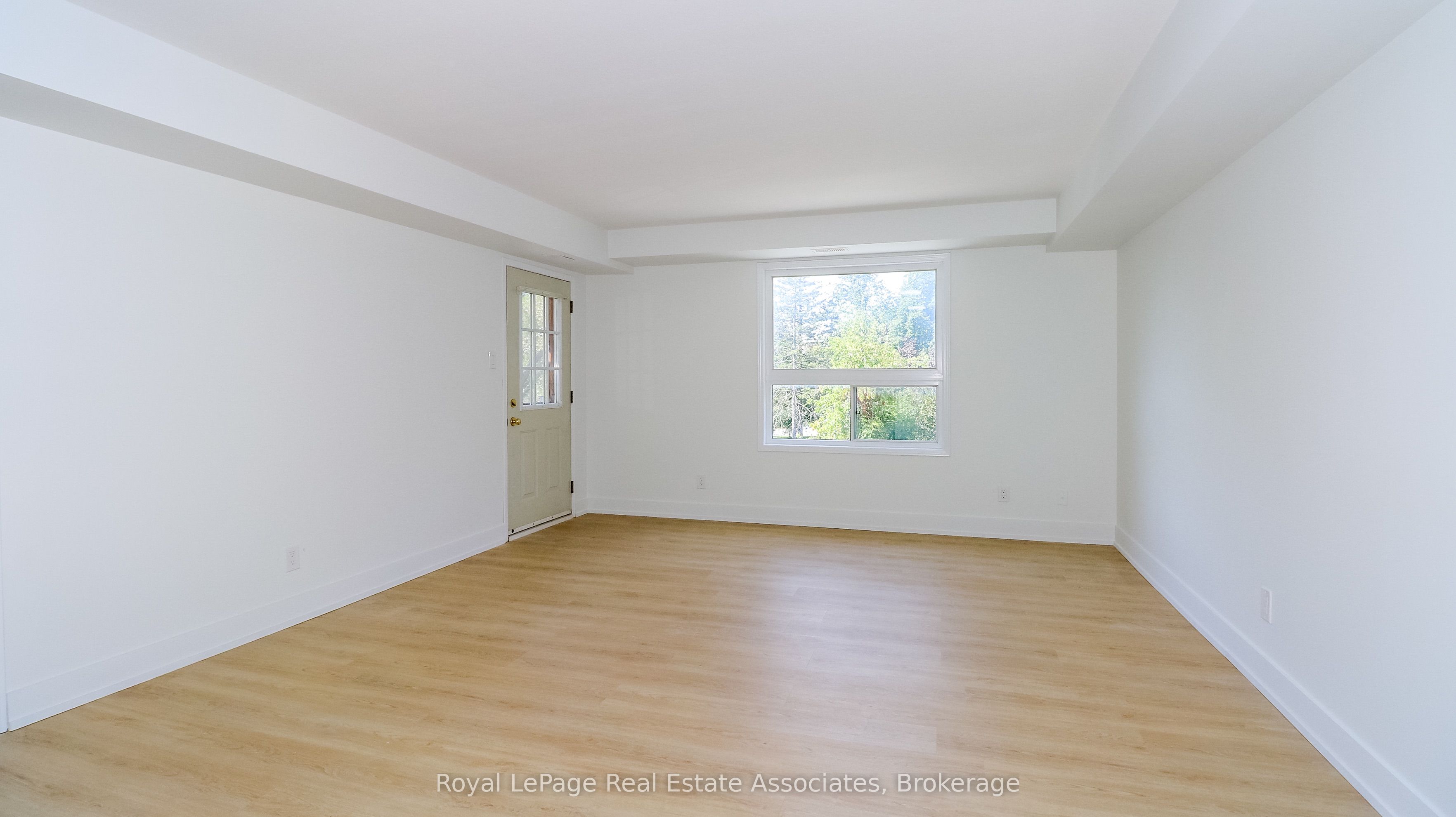 94 Sanford Street 11 Property Photo 18