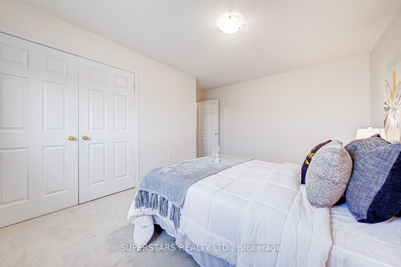 46 Majesty Boulevard Property Photo 26