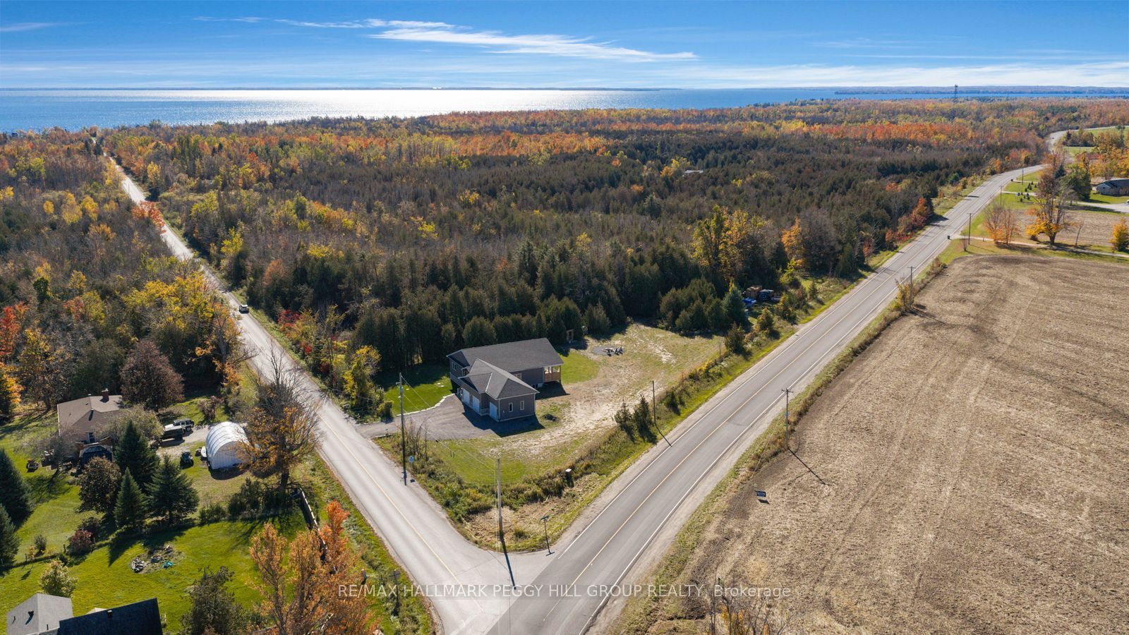 366 10th Line S Property Photo 2