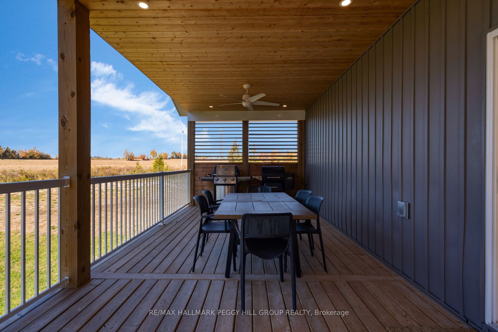 366 10th Line S Property Photo 14