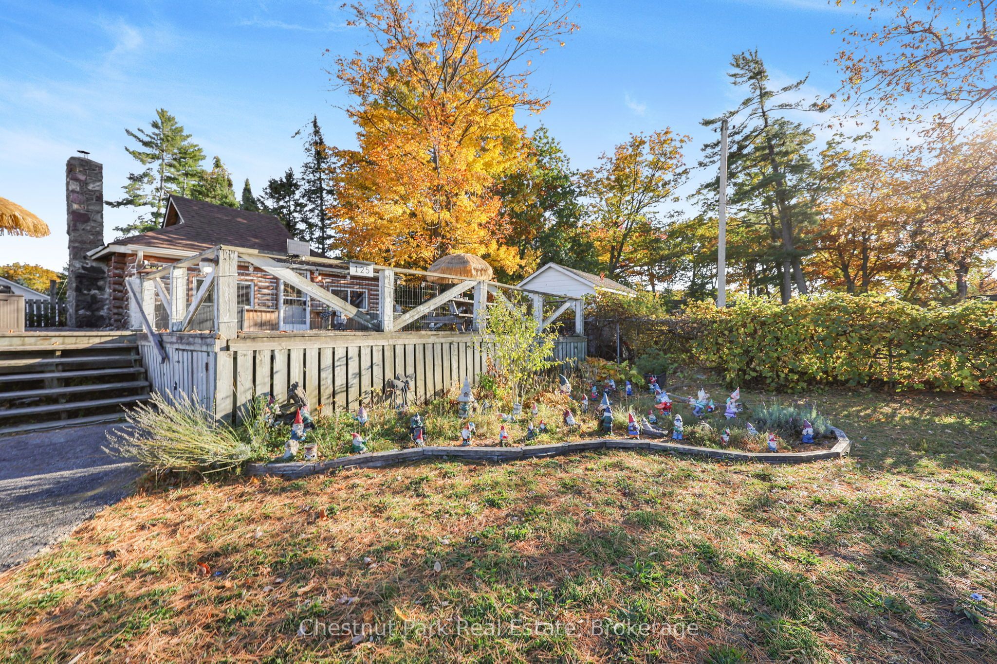 125 River Road E Property Photo 5