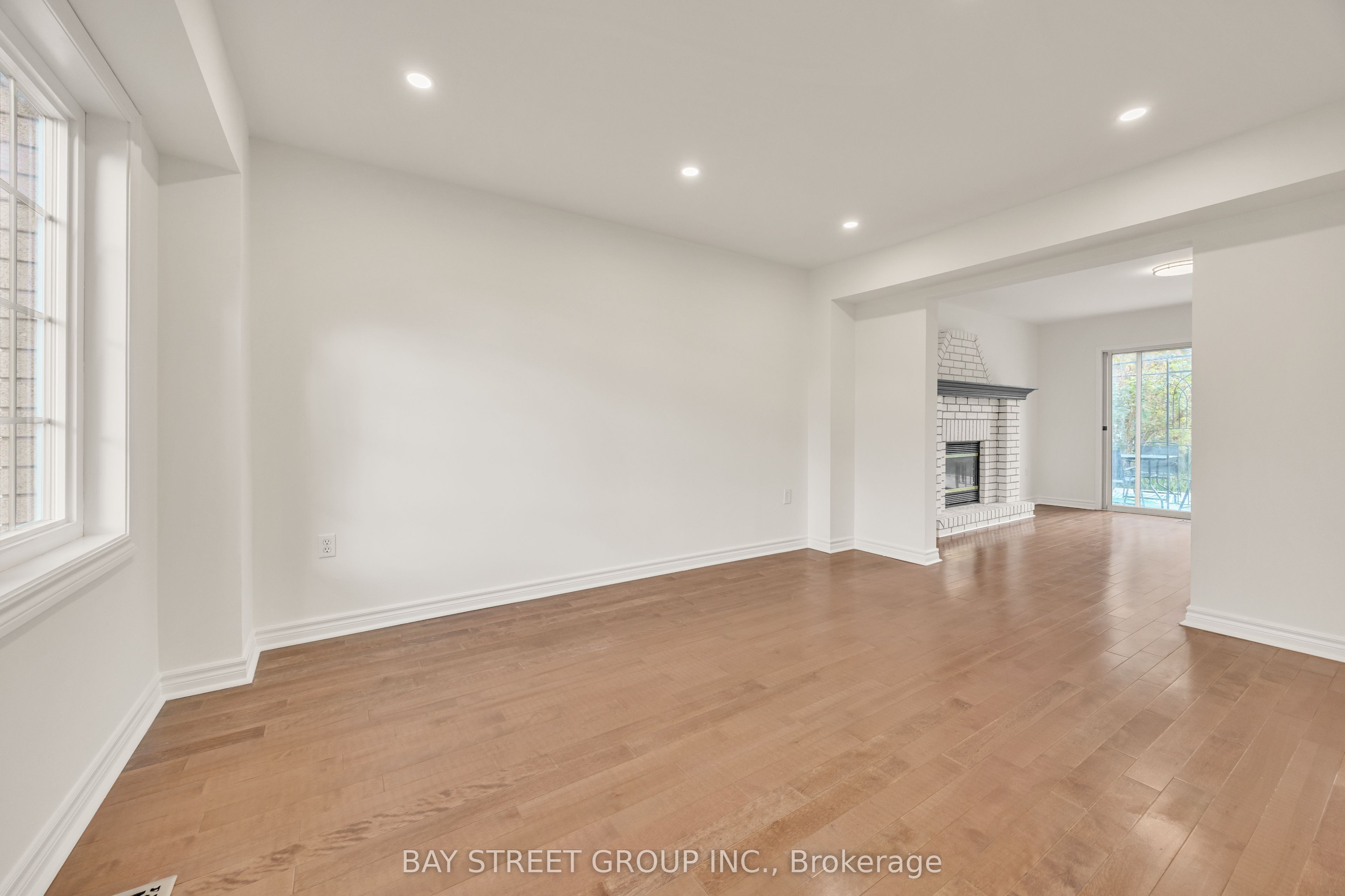 13 Irish Lane Property Photo 5