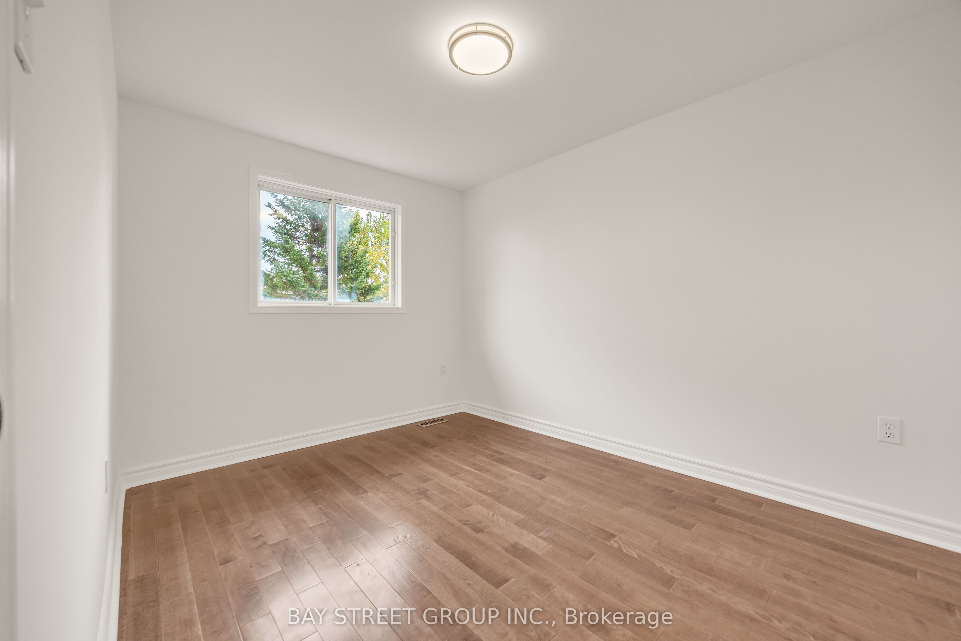 13 Irish Lane Property Photo 21