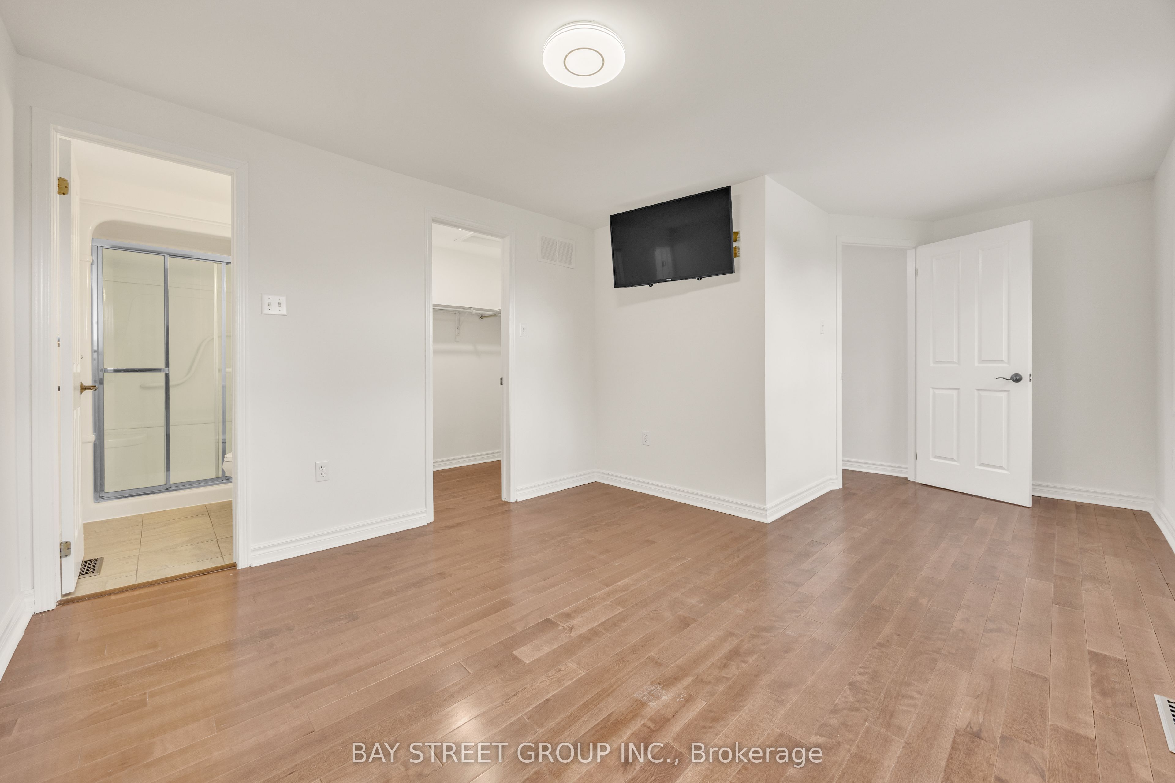 13 Irish Lane Property Photo 27