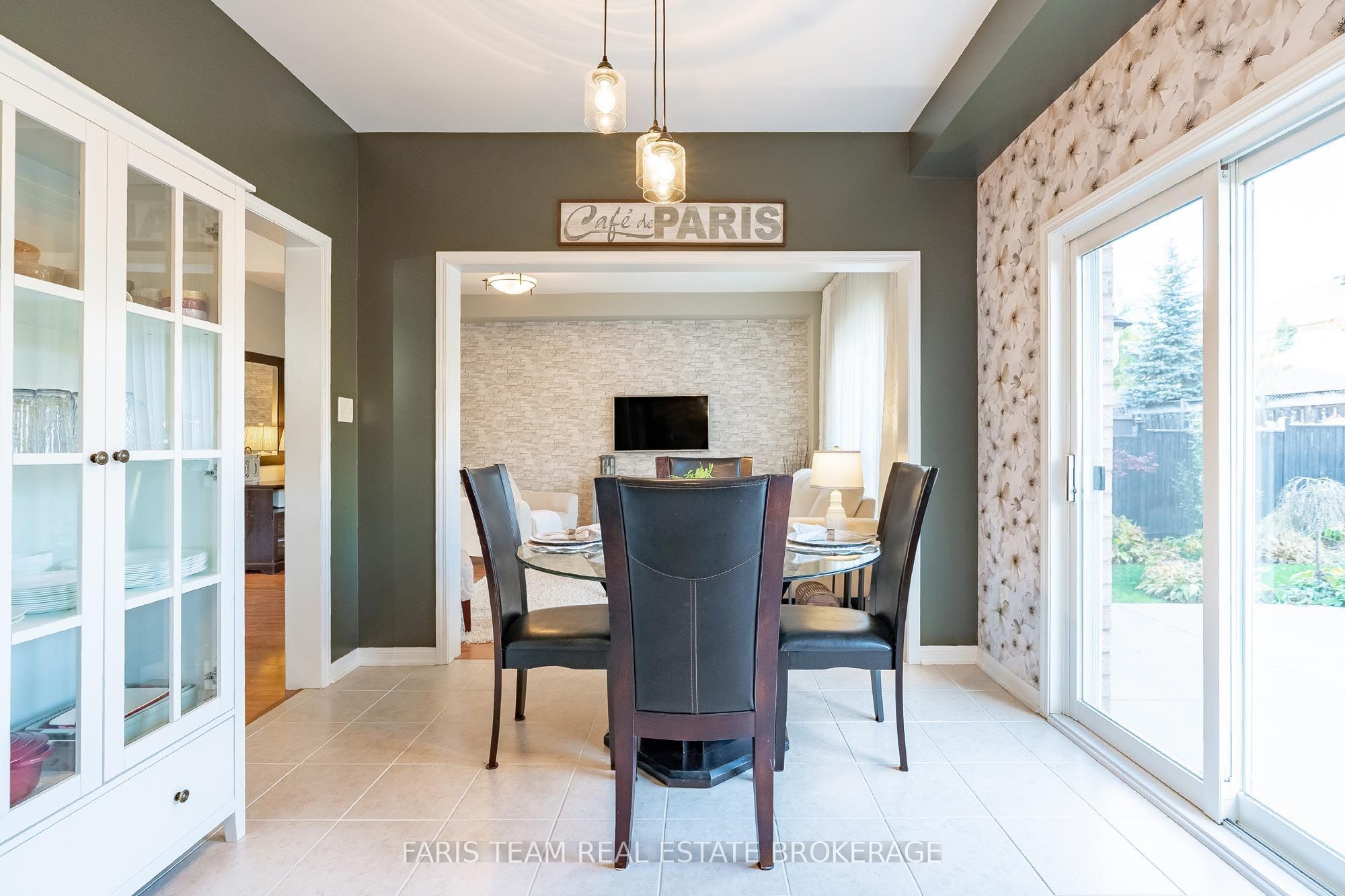 36 Connaught Lane Property Photo 7