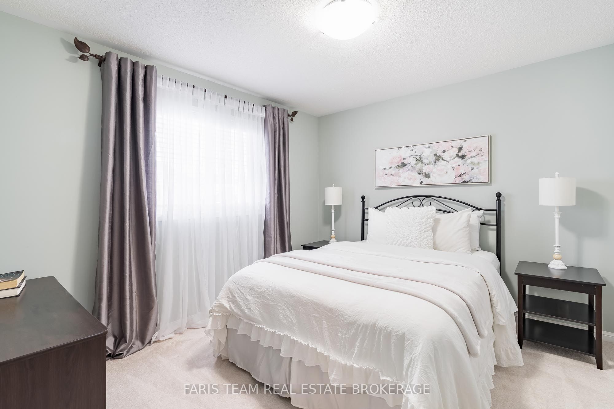 36 Connaught Lane Property Photo 16