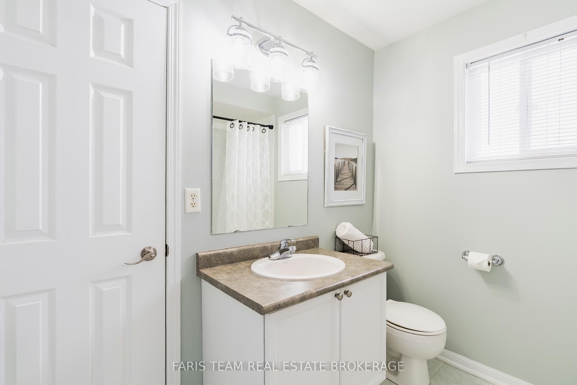 36 Connaught Lane Property Photo 19