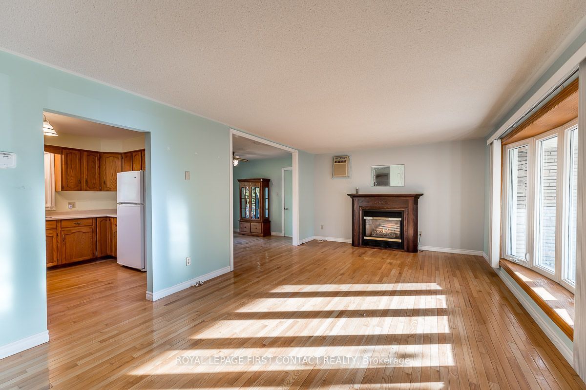 224 Christopher Street Property Photo 10