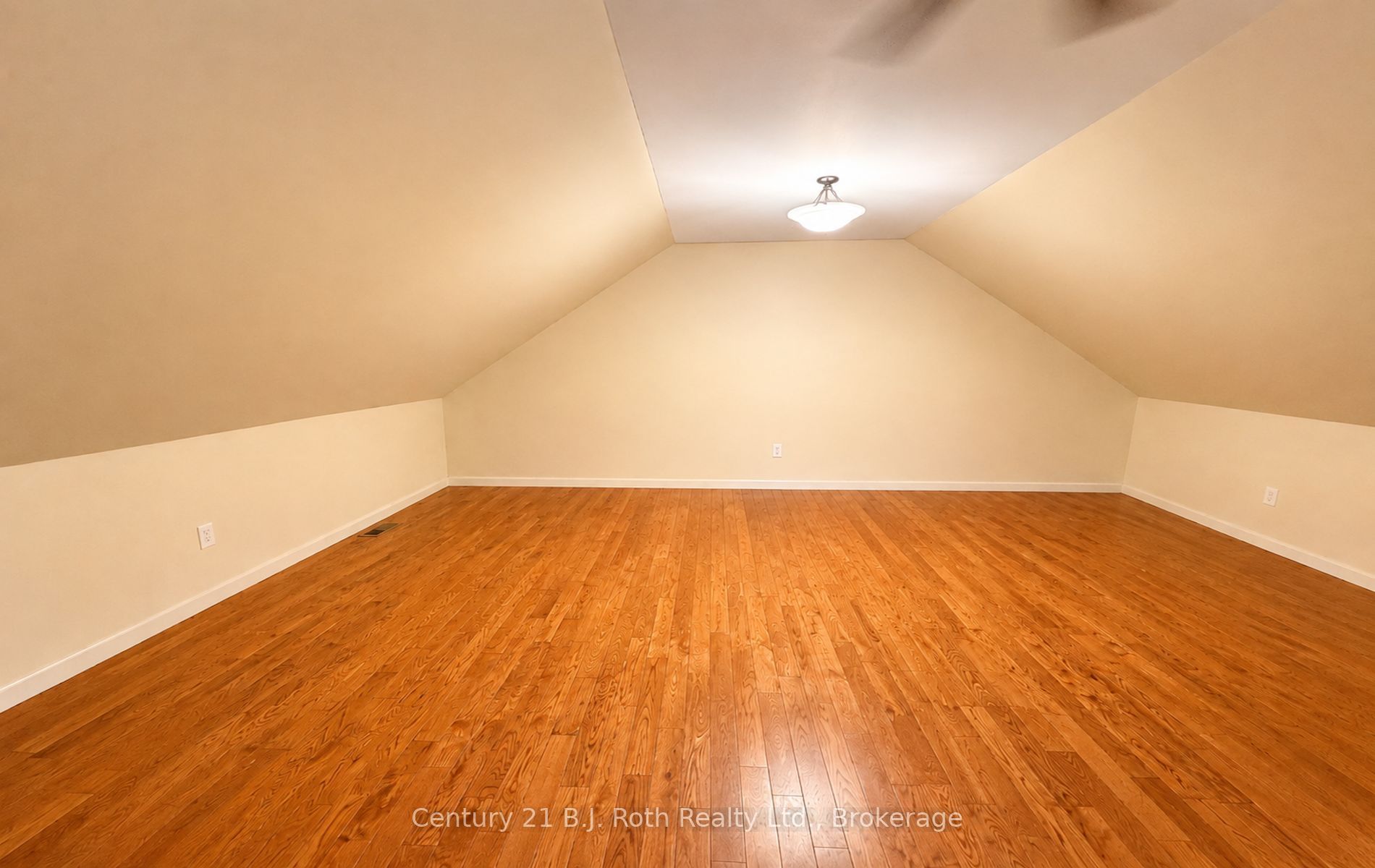 100 Cameron Street Property Photo 19
