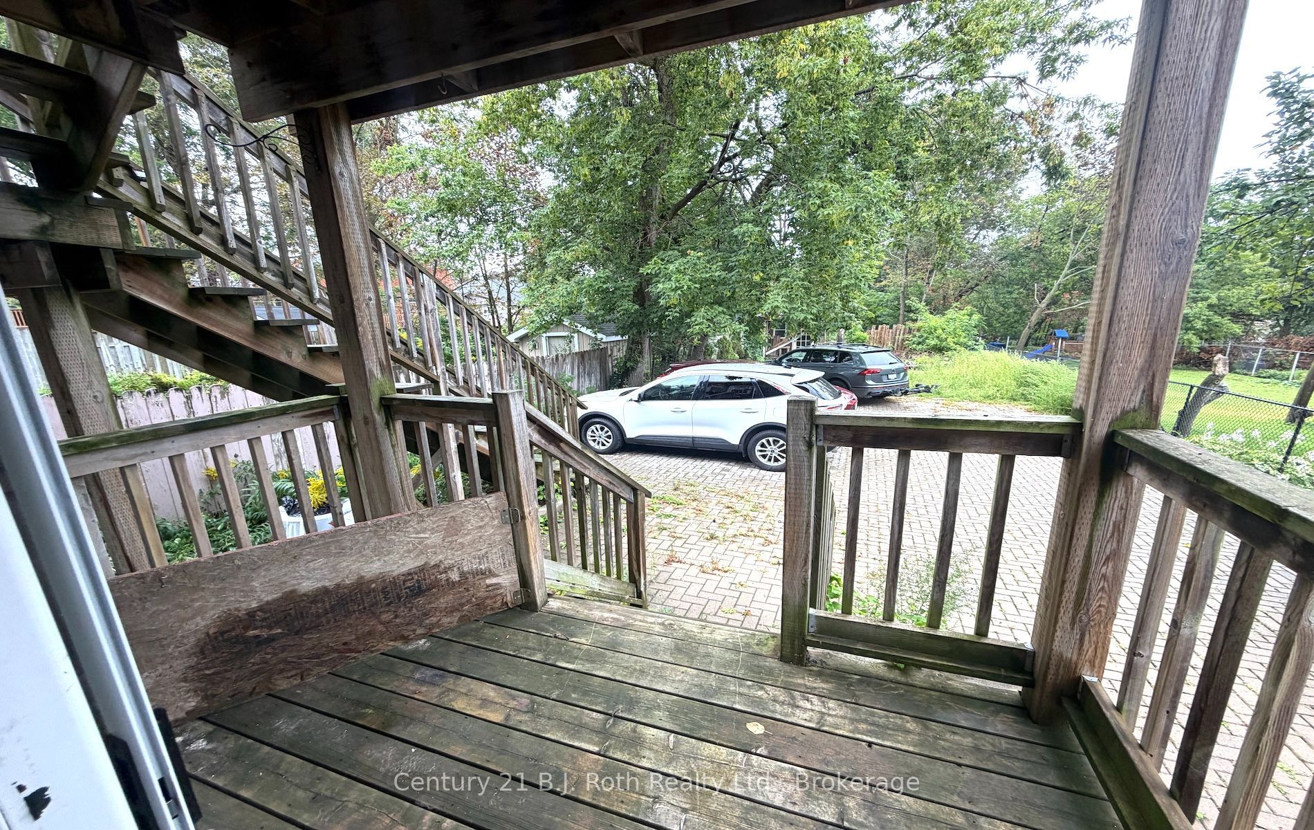 100 Cameron Street Property Photo 25