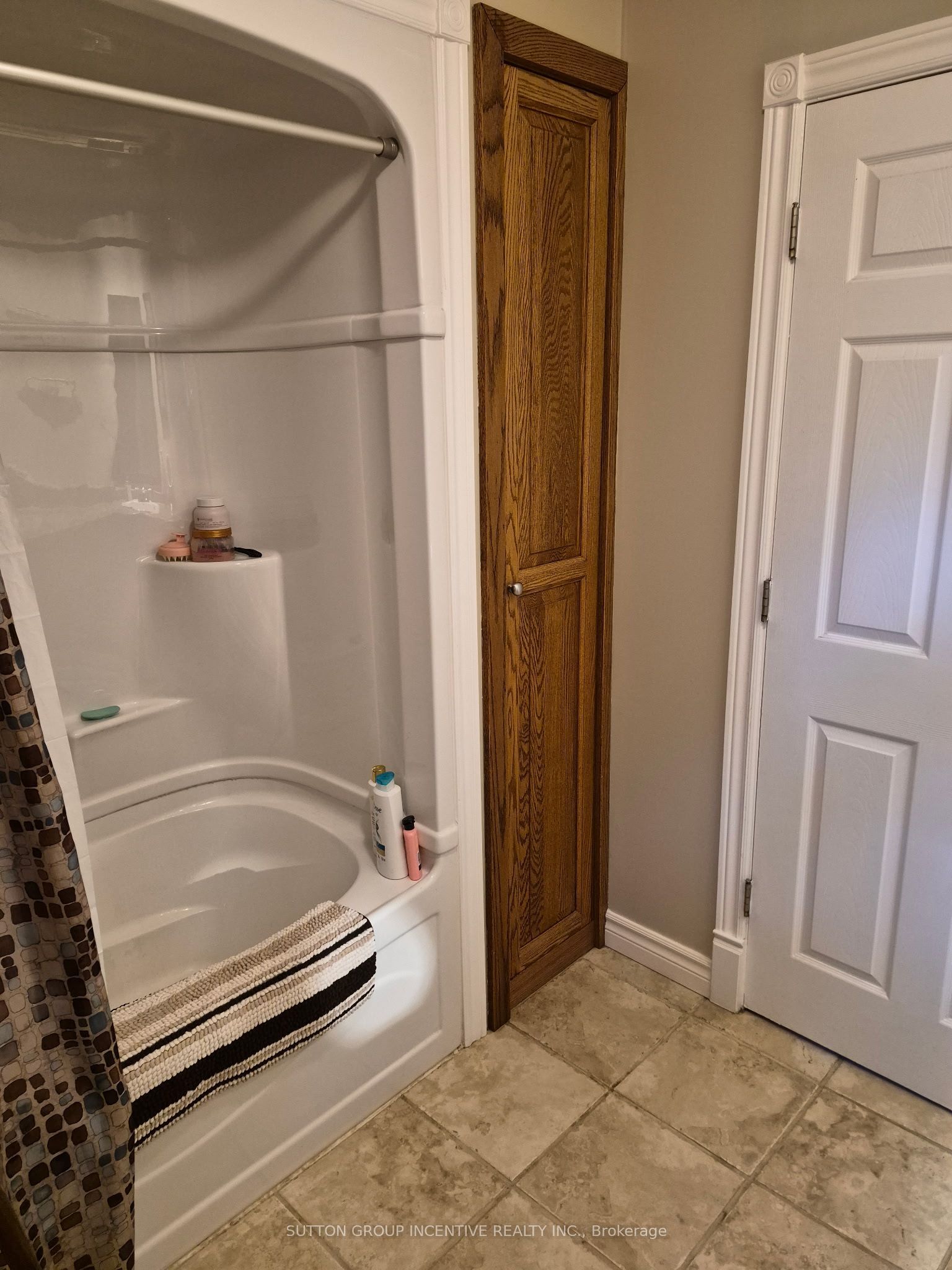 28 Melville Street Property Photo 17
