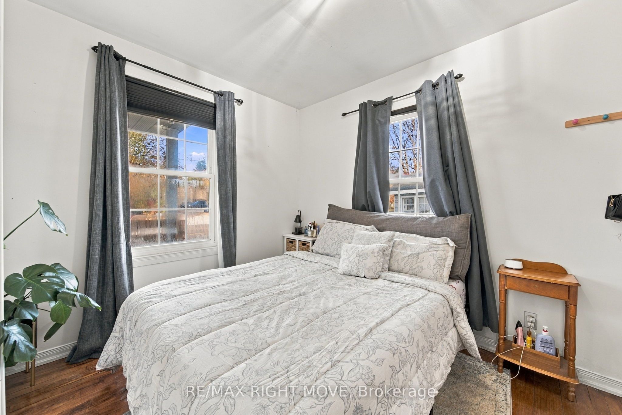 94 Westmount Drive N Property Photo 20