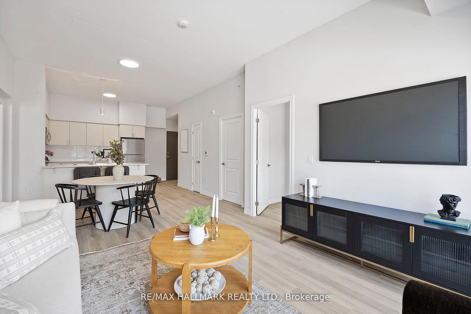 70 Dean Avenue 810 Property Photo 14