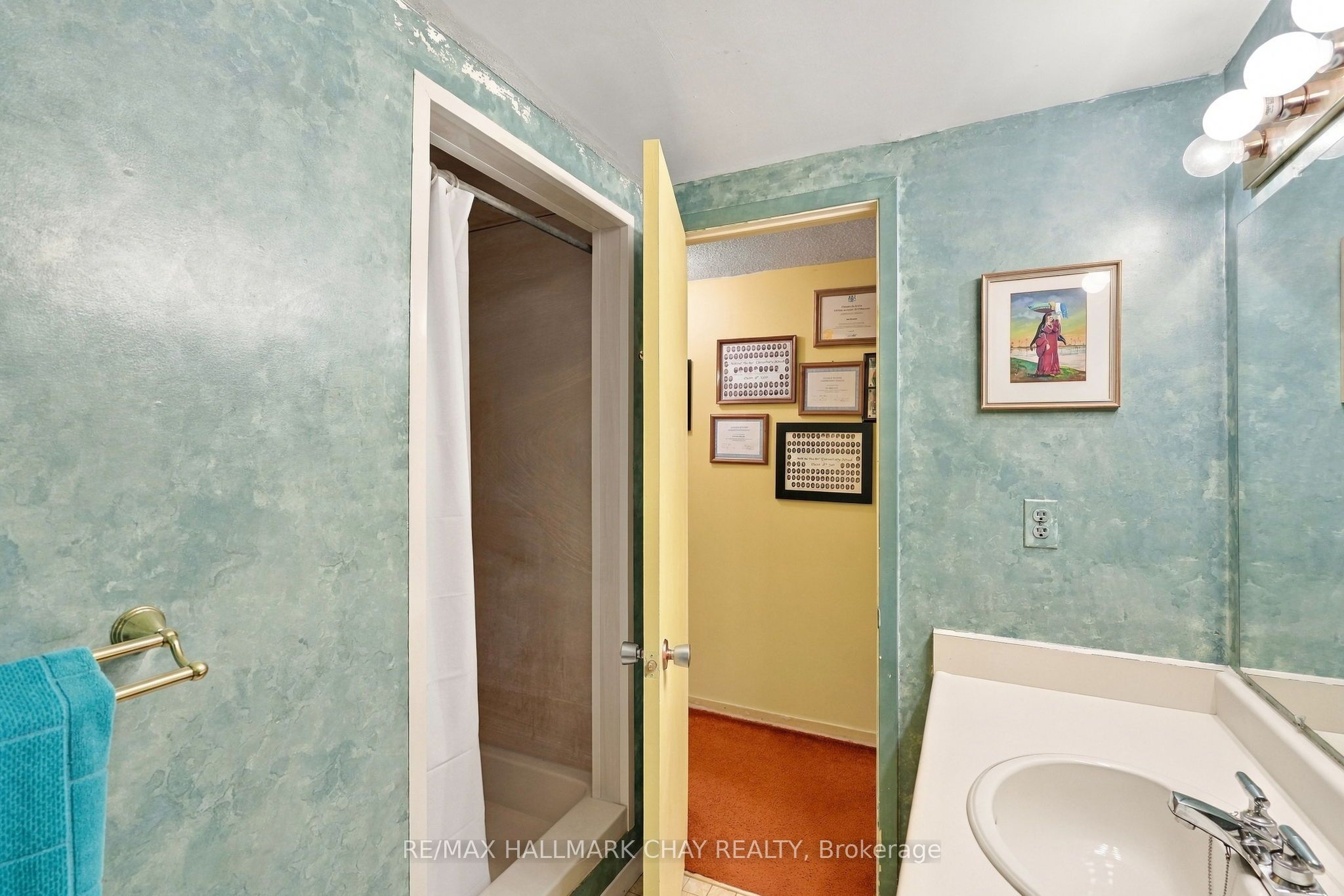 17 Wells Crescent Property Photo 32