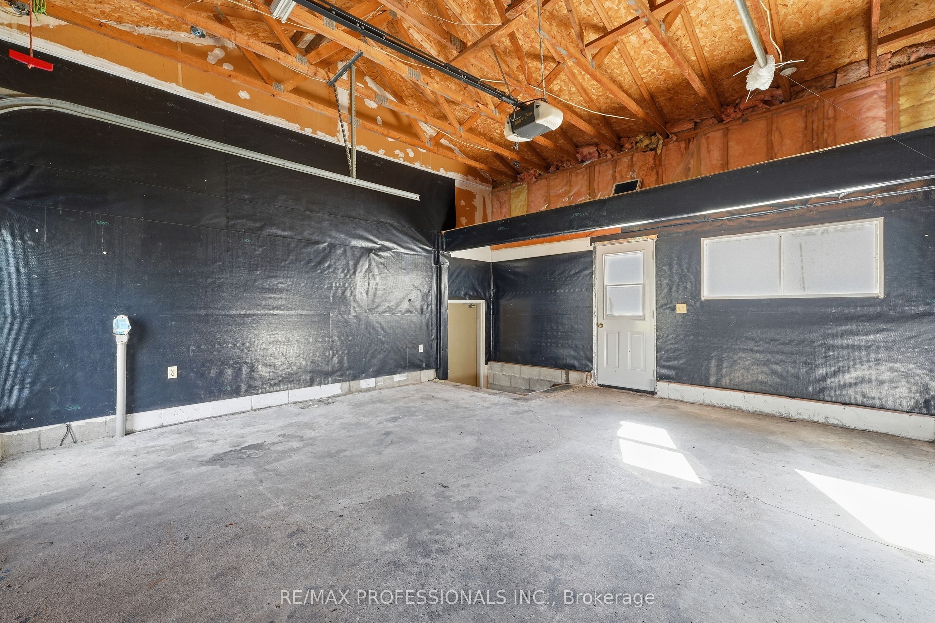 120 Switzer Street Property Photo 23