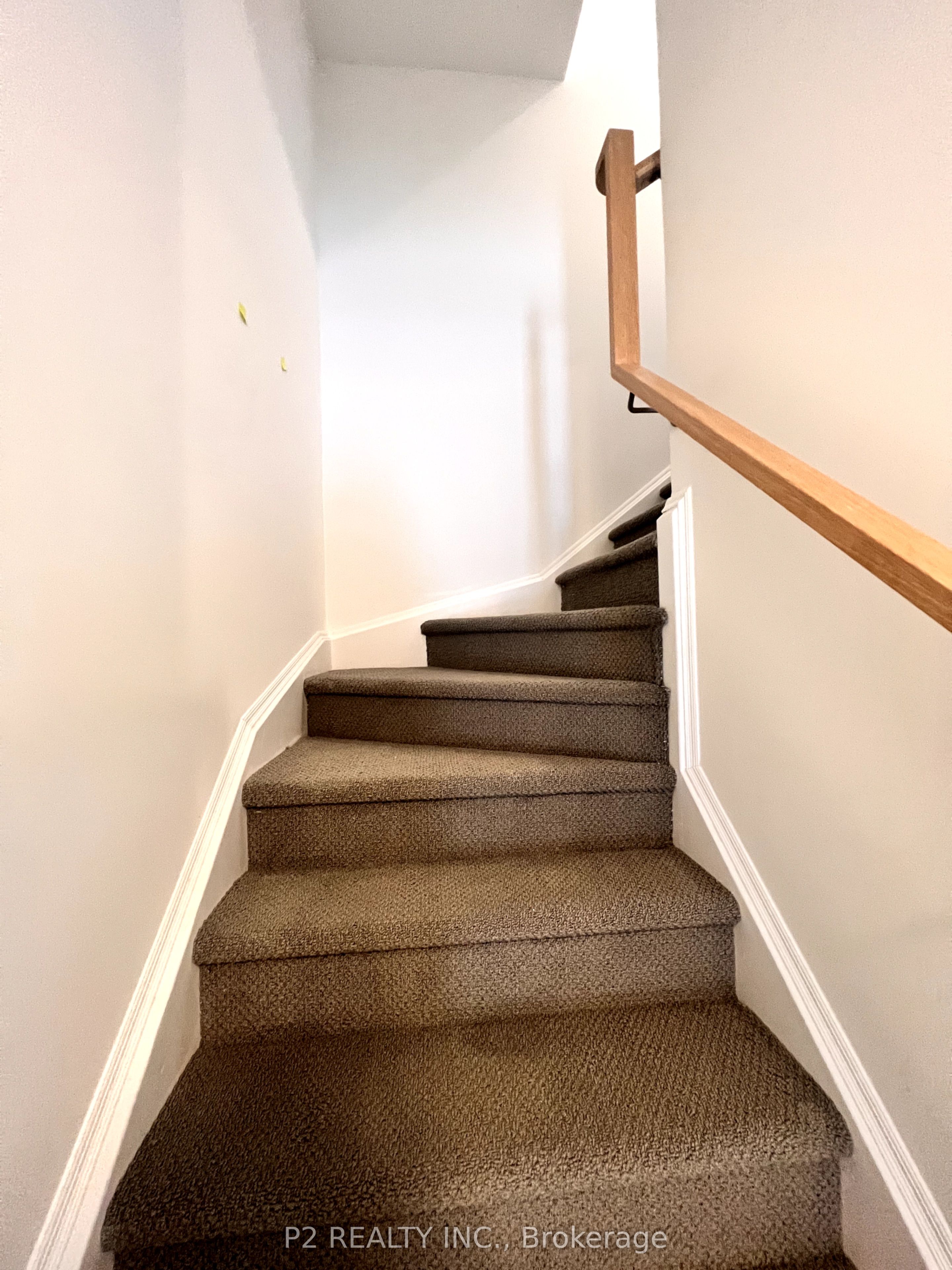 45 Spry Lane Property Photo 10